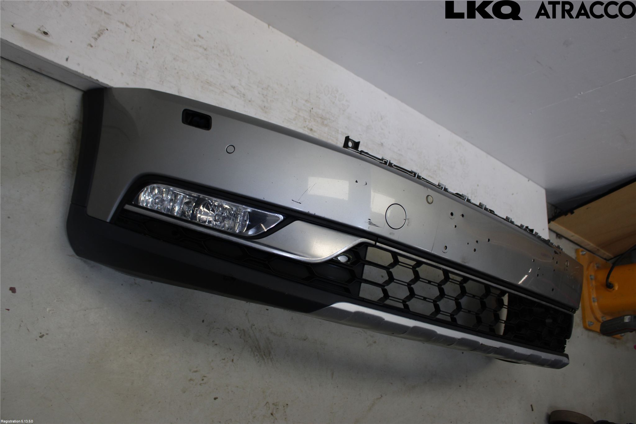 Volkswagen VW PASSAT 11-14 Stötfångare Fram