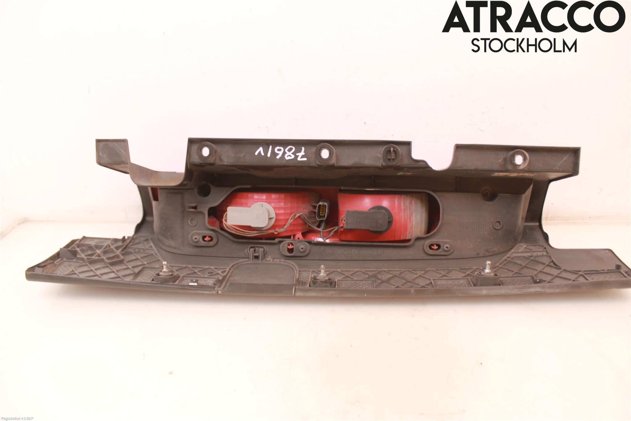 Opel VIVARO 01-14 Bakljus Vänster