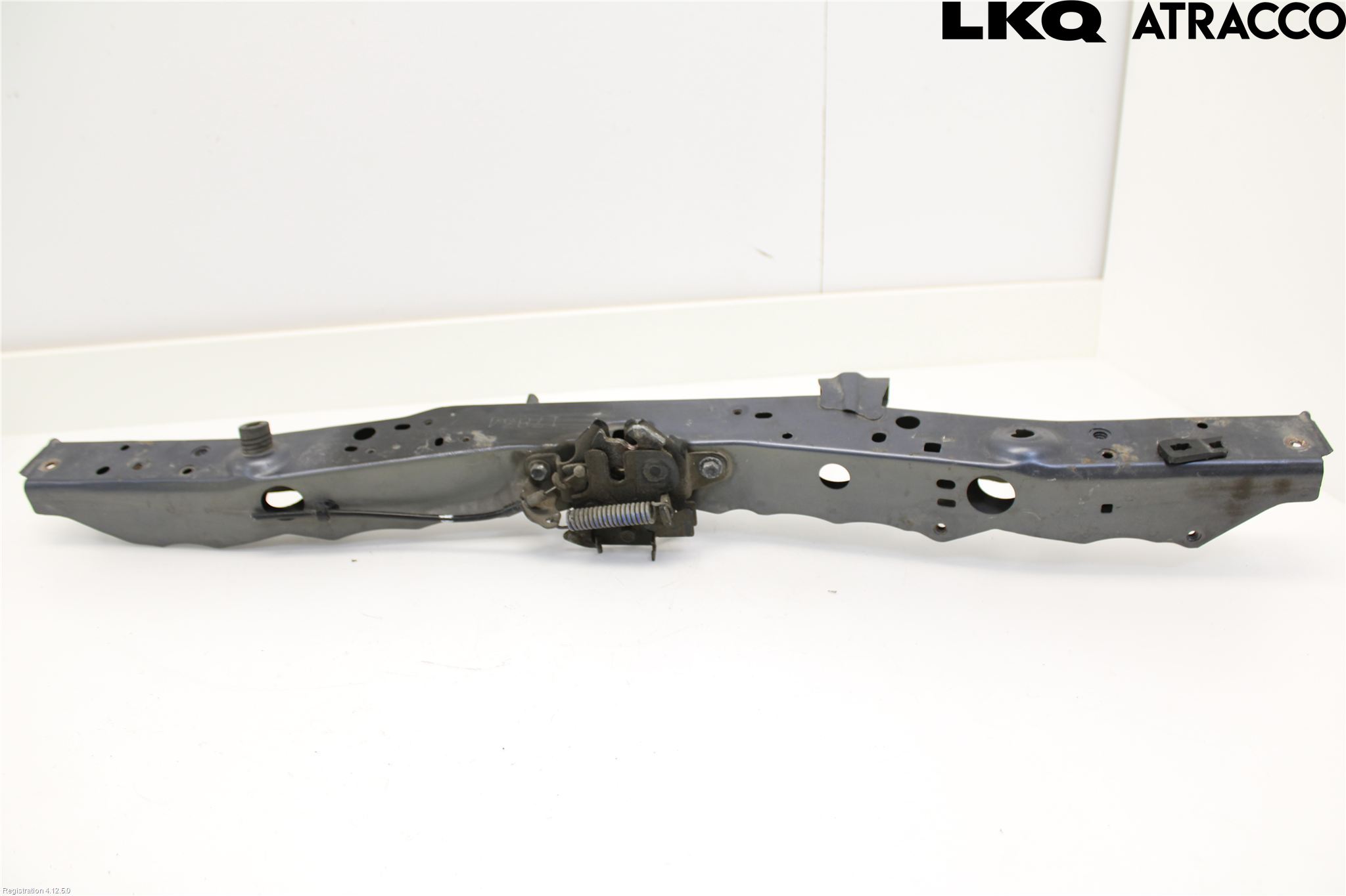 Toyota AVENSIS 09-15 Front Huvlåsplåt-Balk
