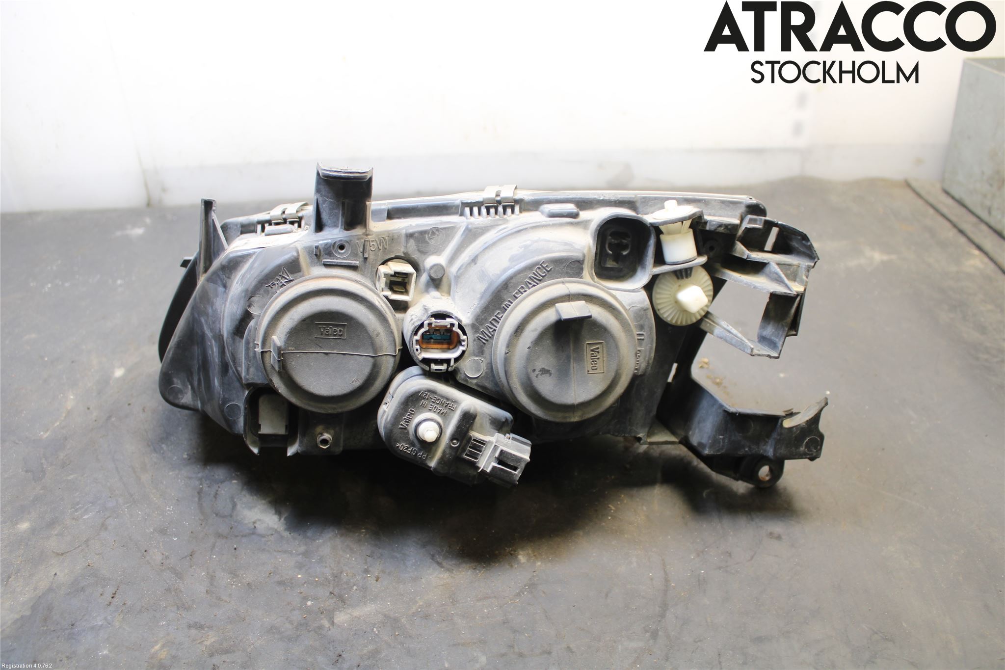 Nissan ALMERA    00-06 Strålkastare Vänster