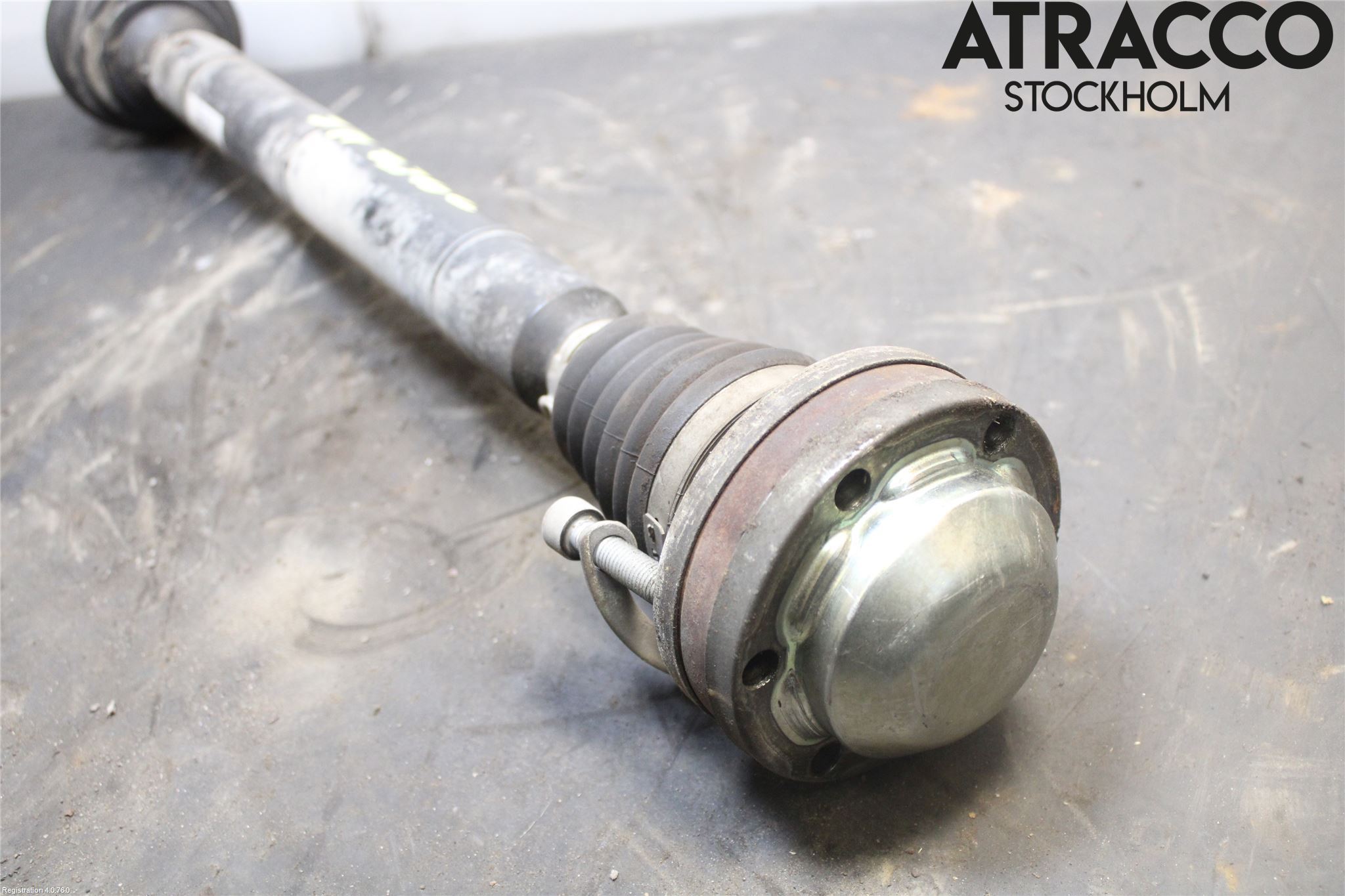 Volkswagen VW PASSAT 05-11 Drivaxel Fram Höger