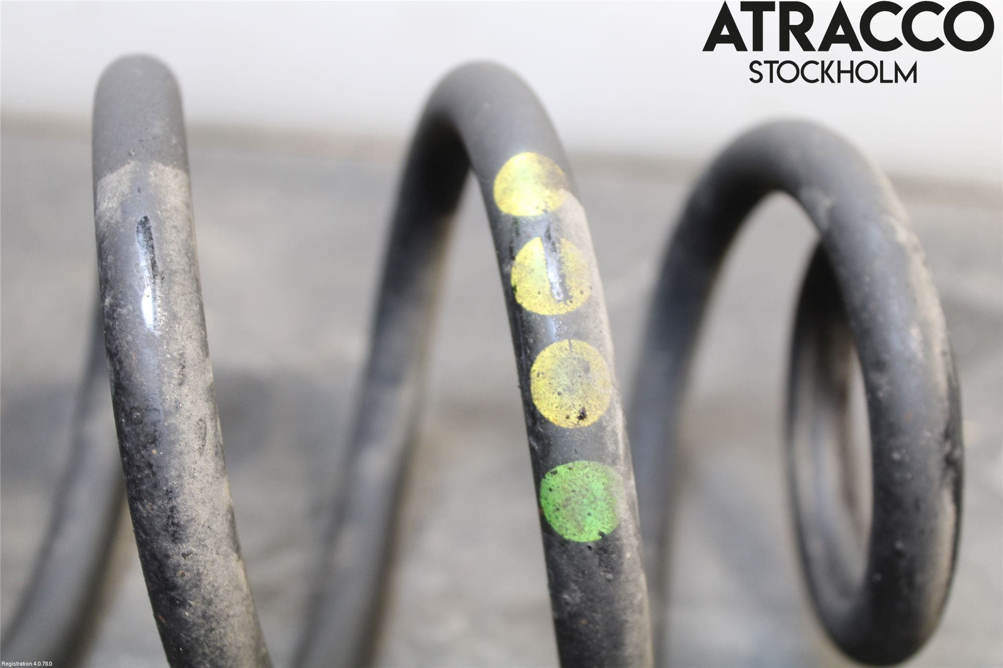 Audi Q5 09-16 Fjäder Bak