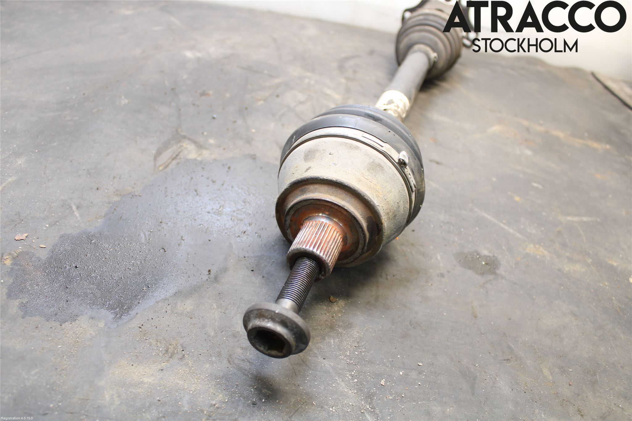 Audi A6/S6     05-11 Drivaxel Fram Höger