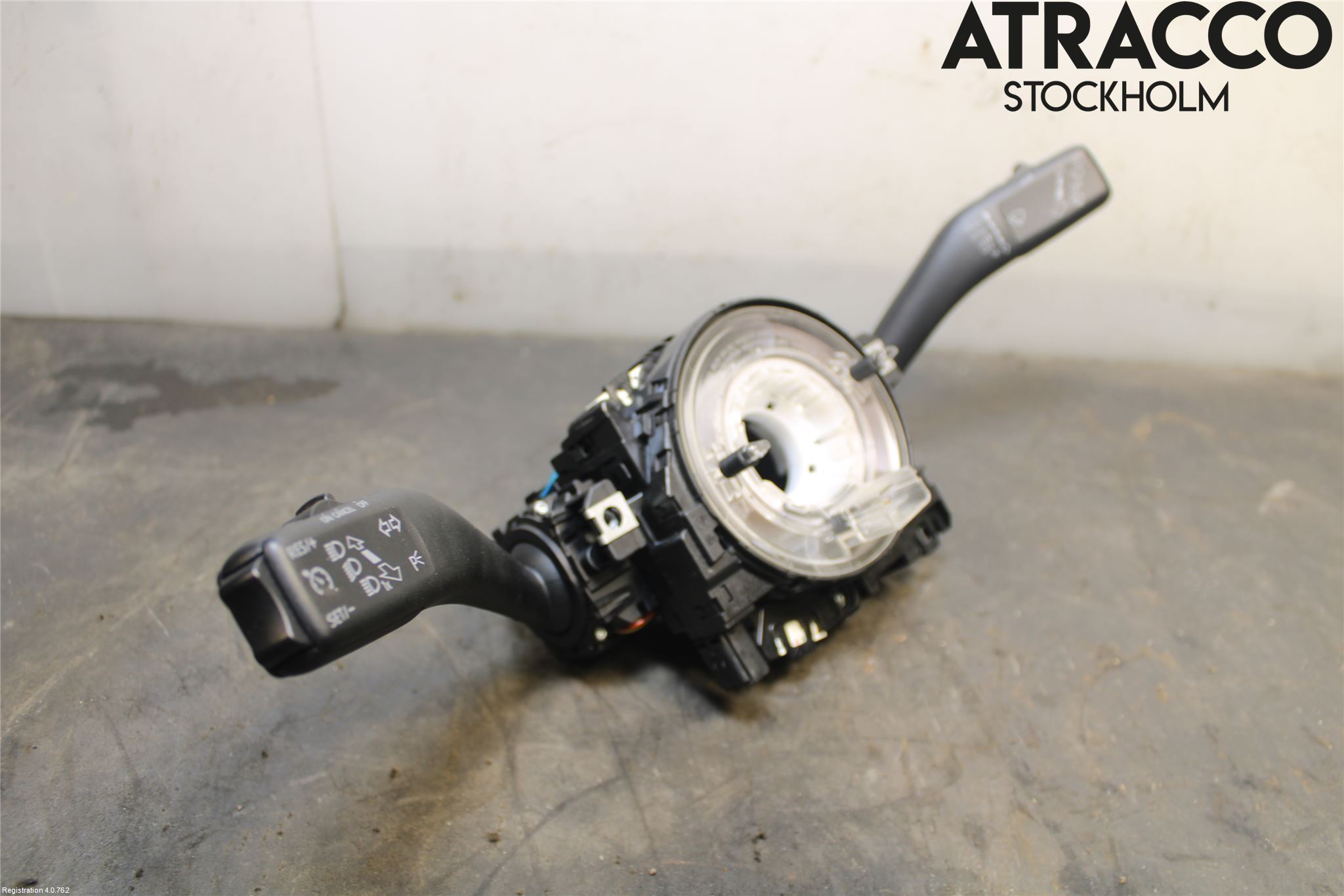 Volkswagen VW GOLF VI 09-13 Spakcentral