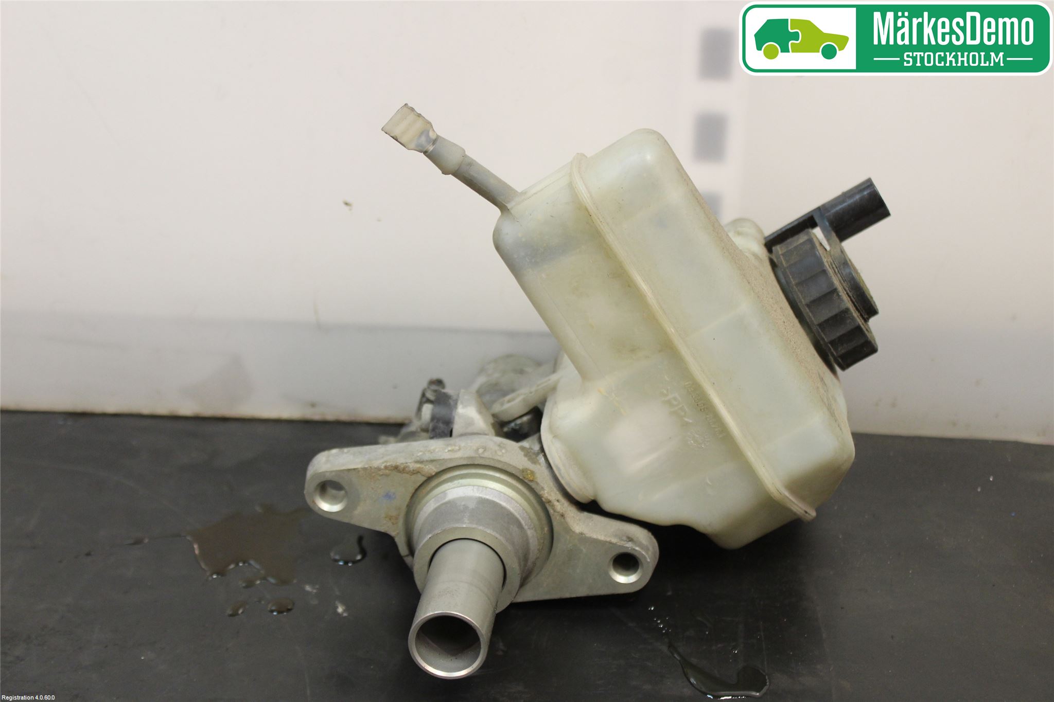 Volkswagen VW PASSAT 05-11 Broms Huvudcylinder