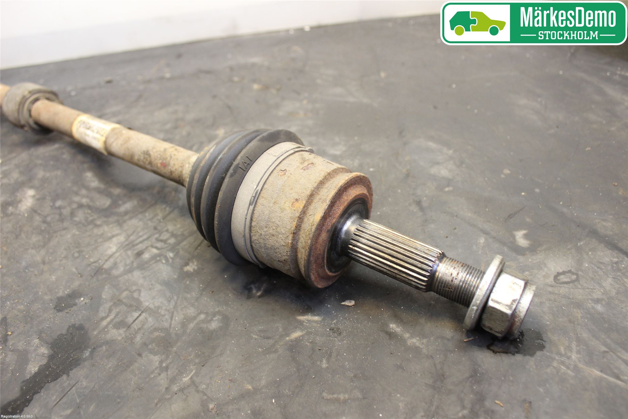 Mitsubishi COLT 09-13 Drivaxel Fram Höger