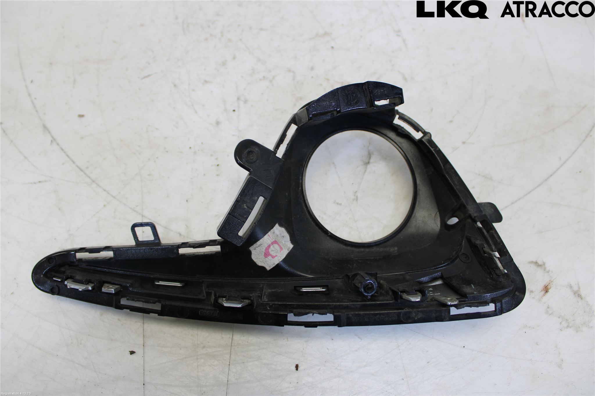 Toyota YARIS XP130 15-20 Dimljussarg Fram