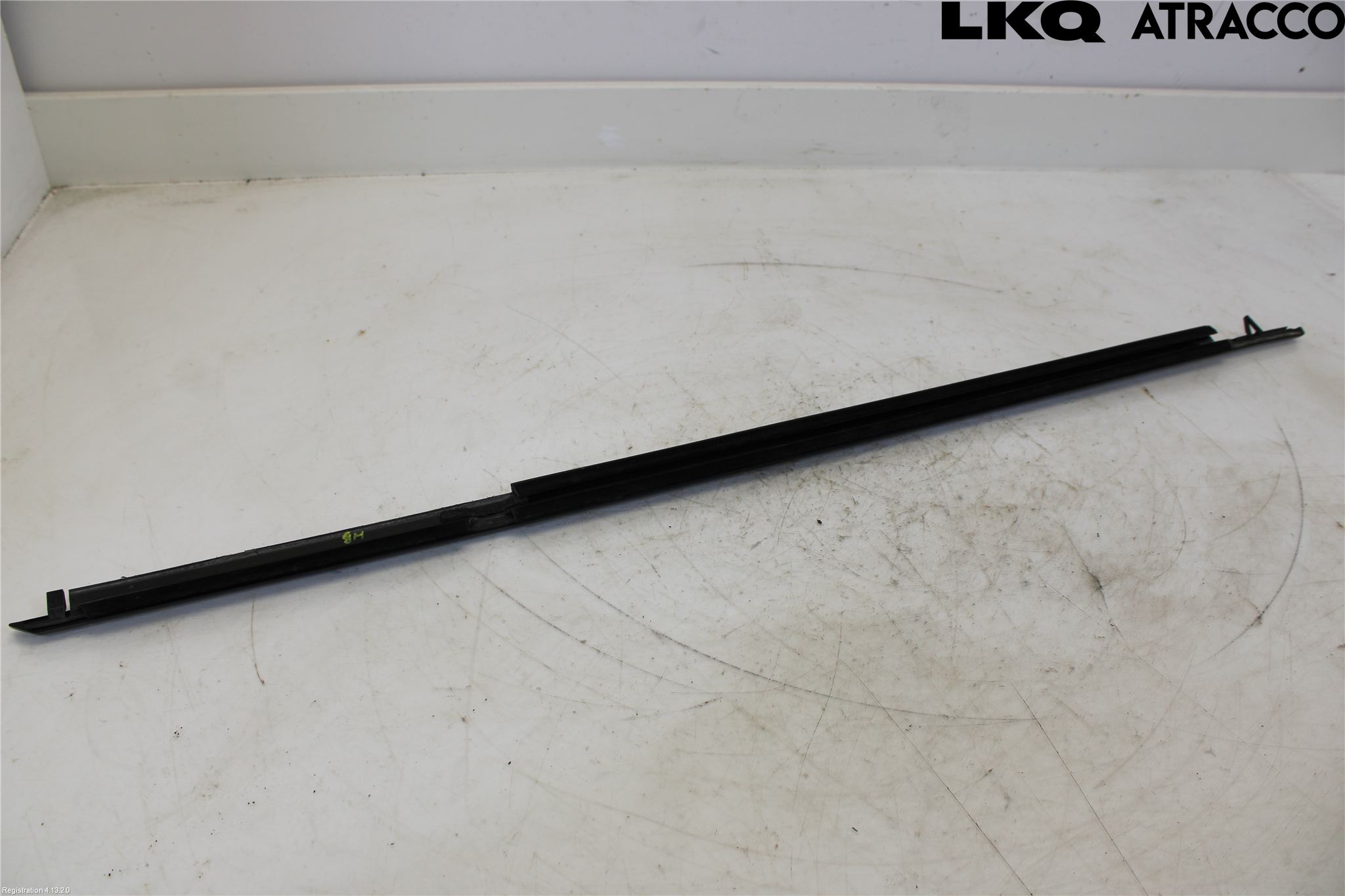 Toyota COROLLA CROSS XG10 22- Dörr Dekorlist Bak Hö