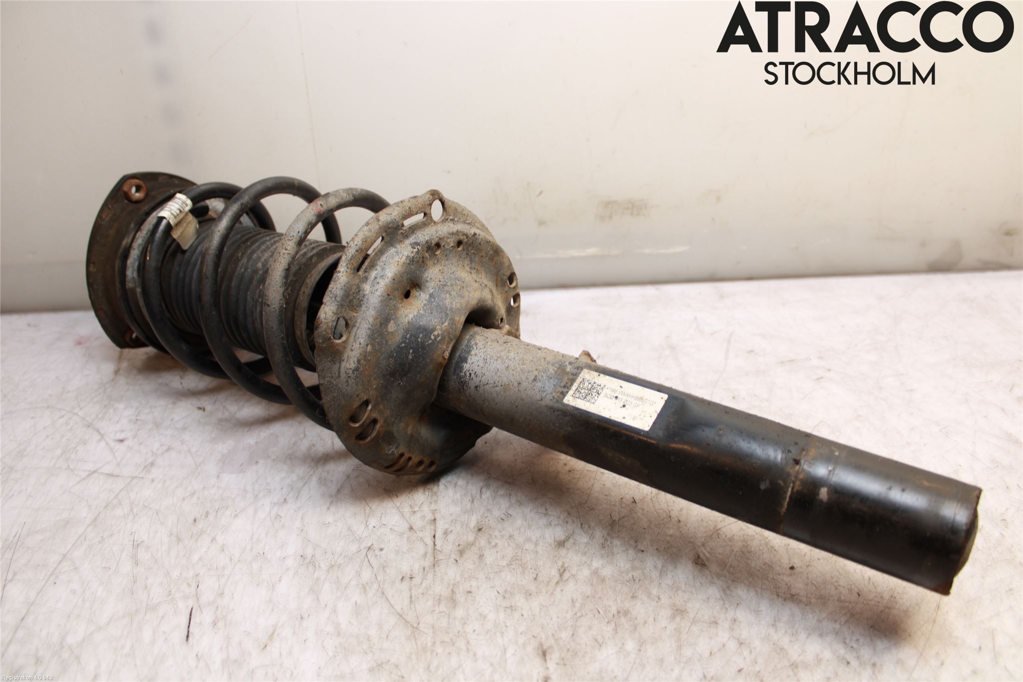 Volkswagen VW GOLF / E-GOLF VII 13-20 Fjäderben Fram Vänster