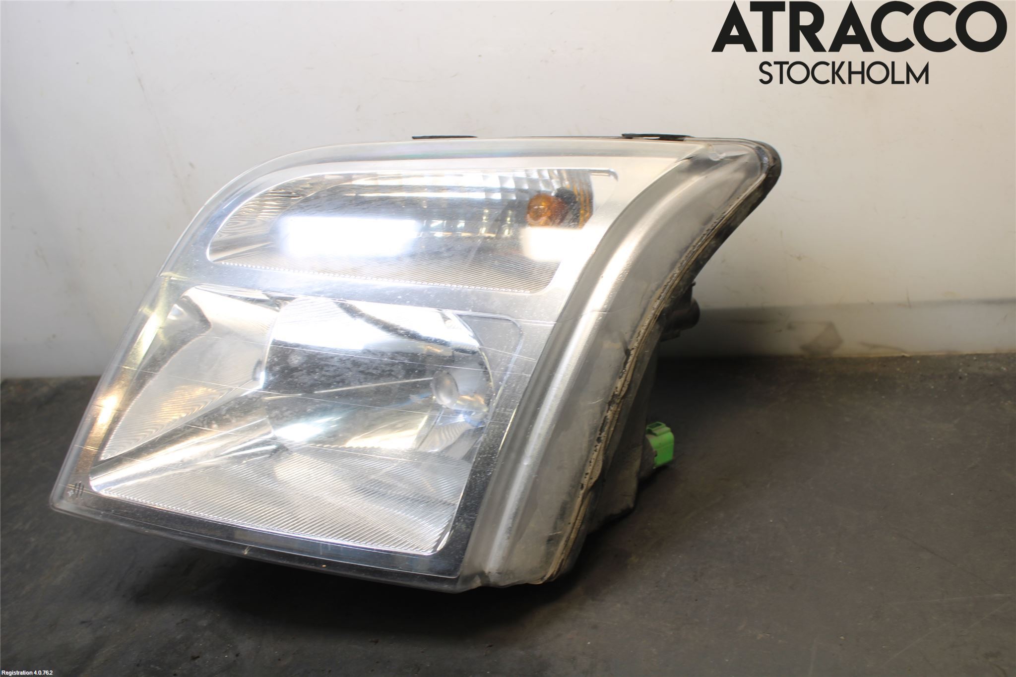 Ford TRANSIT CONNECT 03-08 Strålkastare Vänster