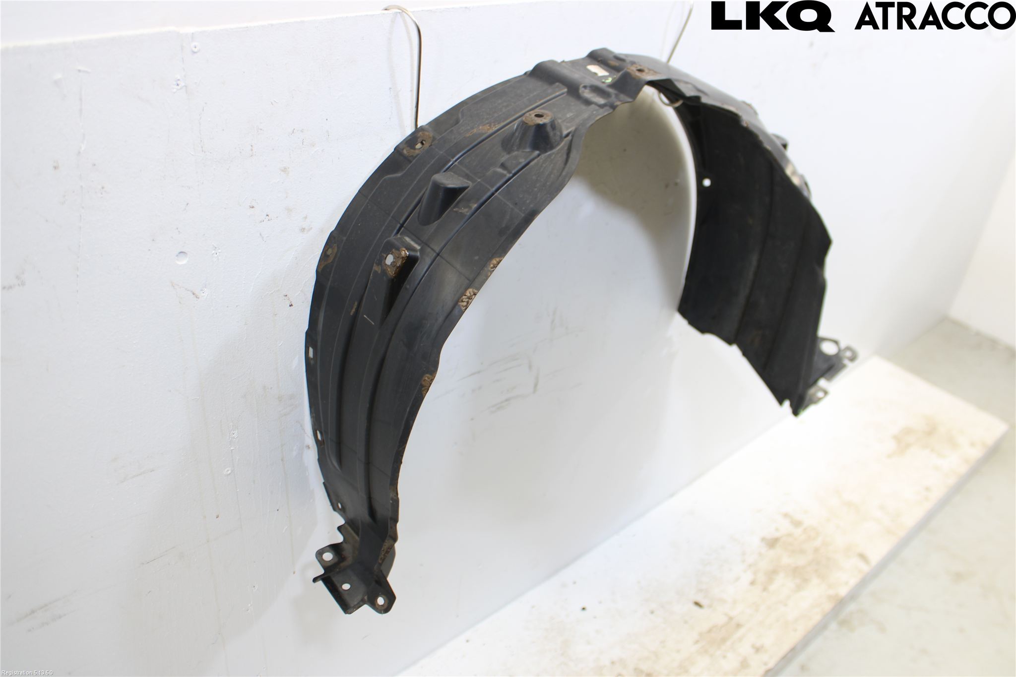 Toyota AYGO X AB70 22- Skärm Inner
