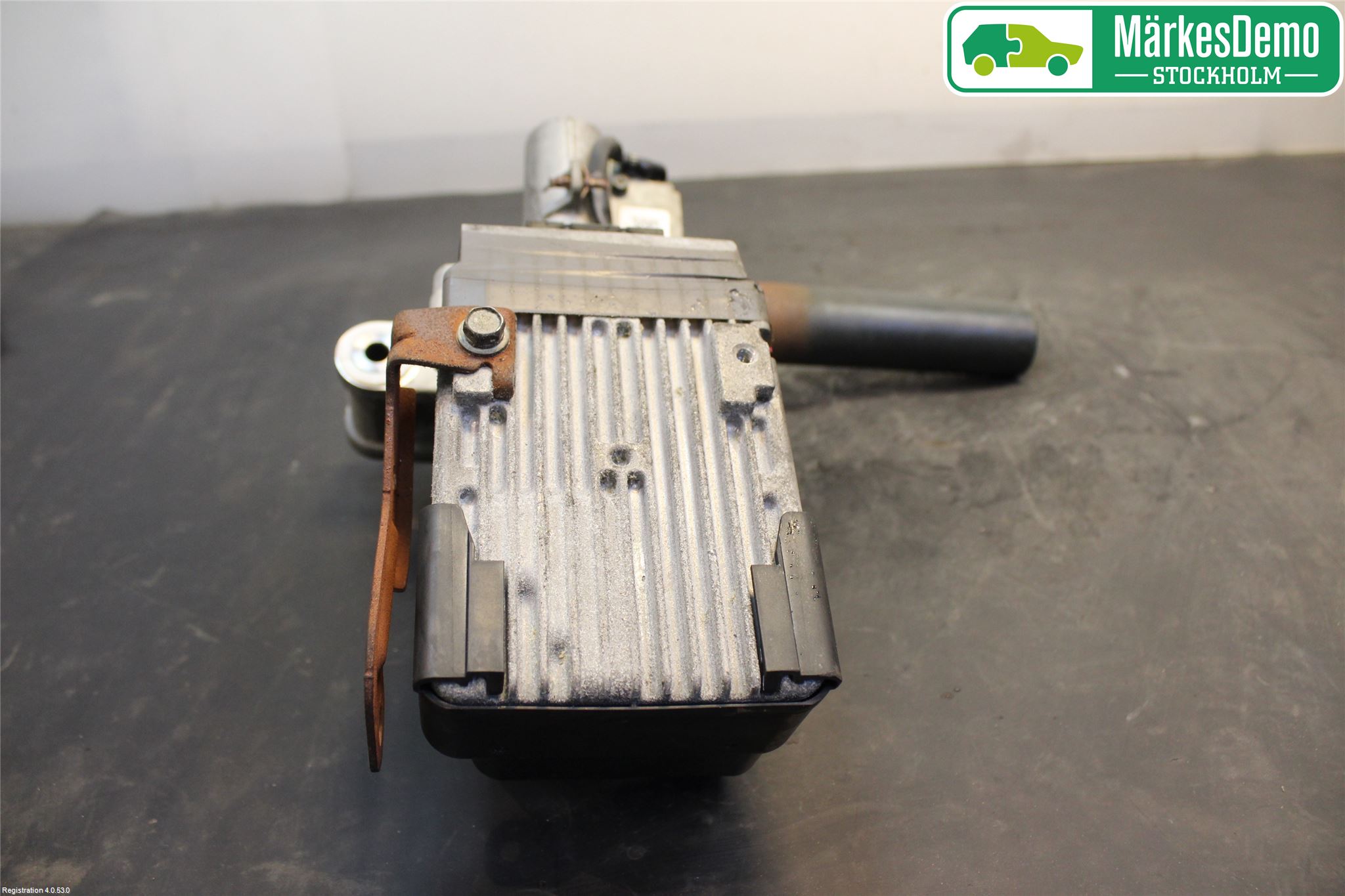 Toyota RAV4 13-18 Rattaxelagg Med Inb Servo
