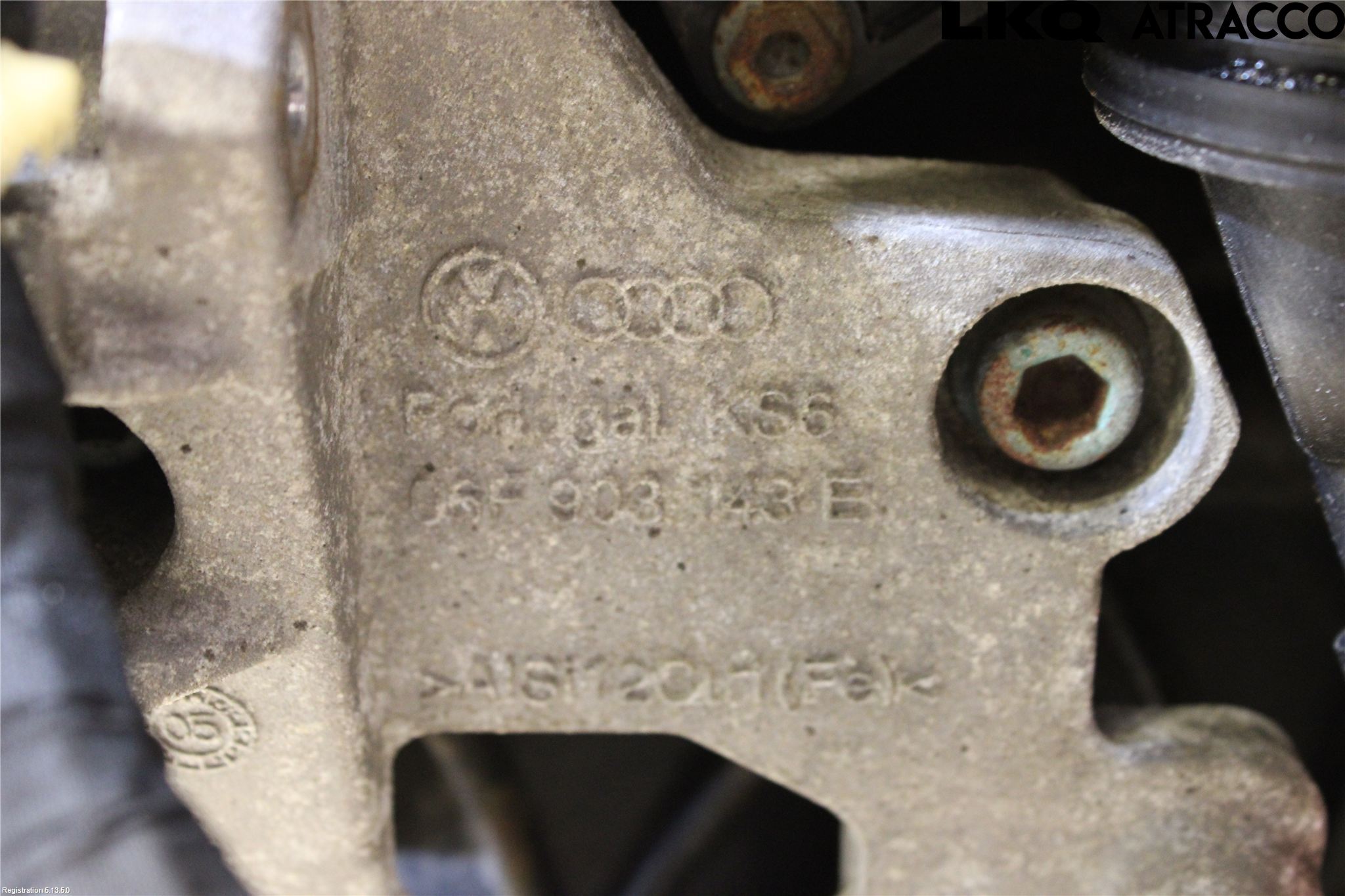 Volkswagen VW GOLF V 04-09 Motor Bensin