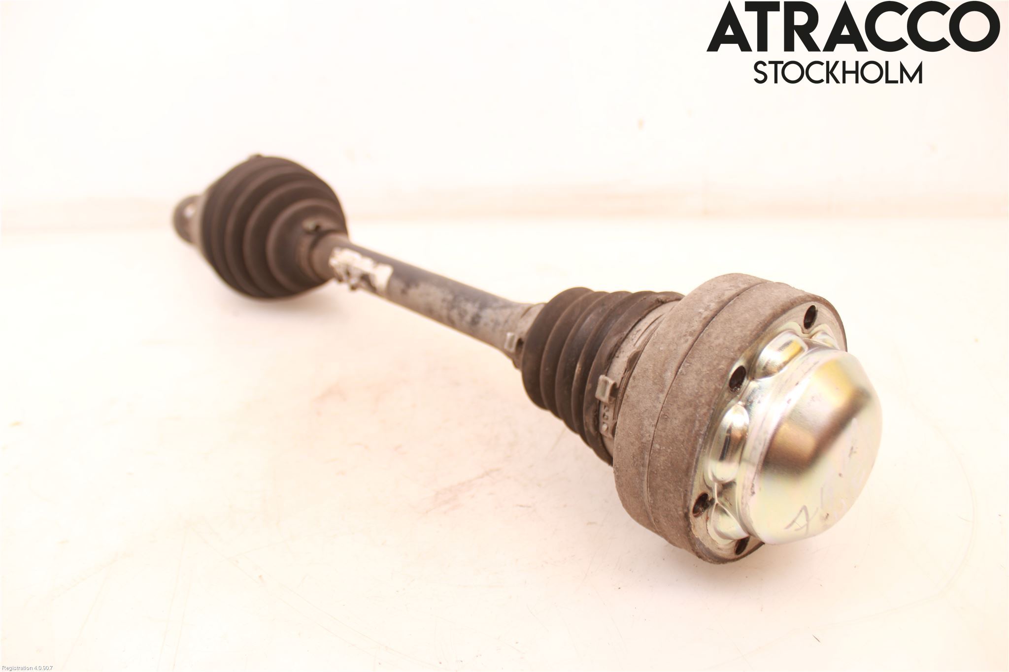 Porsche CAYENNE 03- Drivaxel Fram Höger