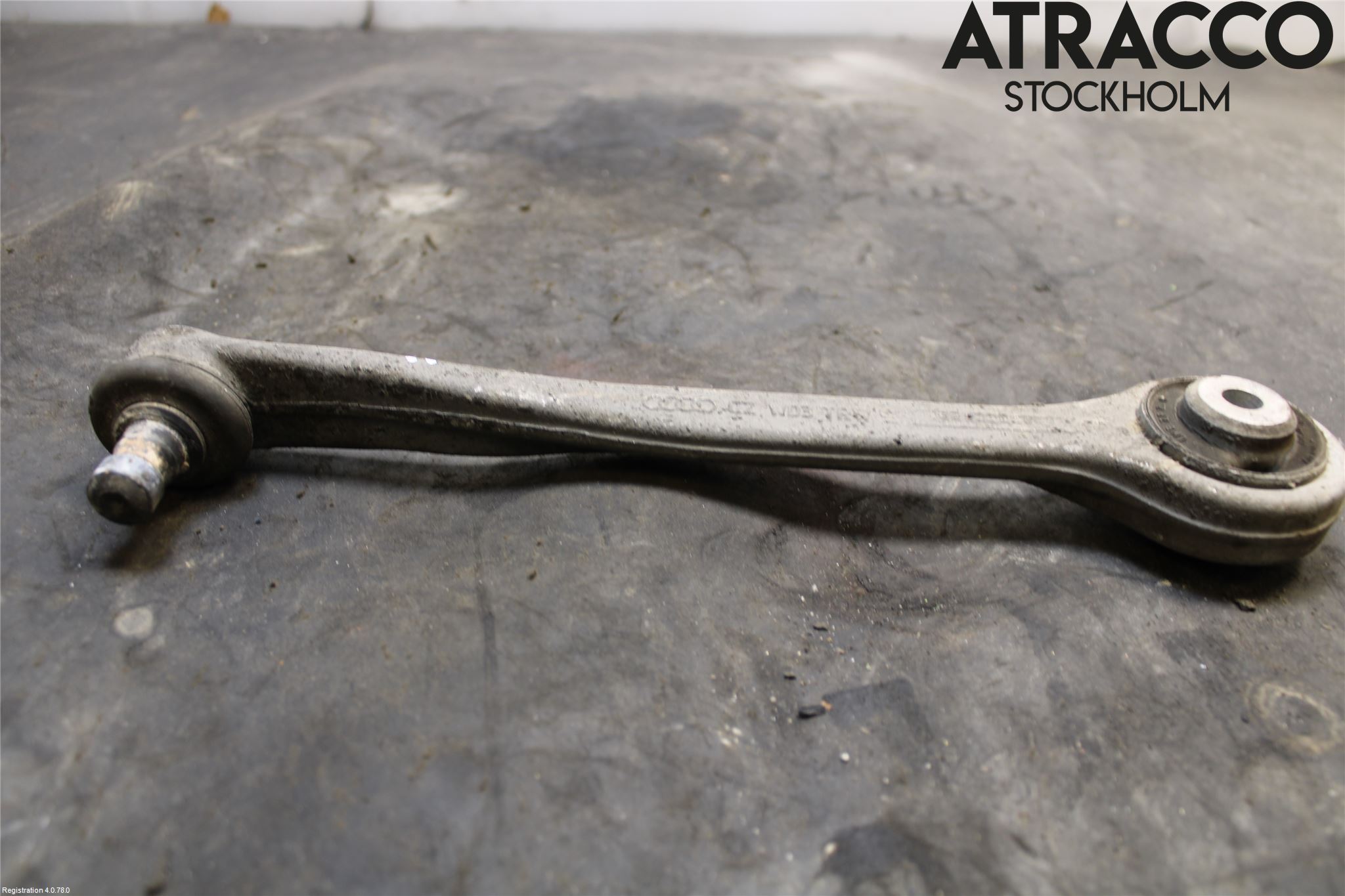 Audi Q5 09-16 Bärarm Fram Övre Hö