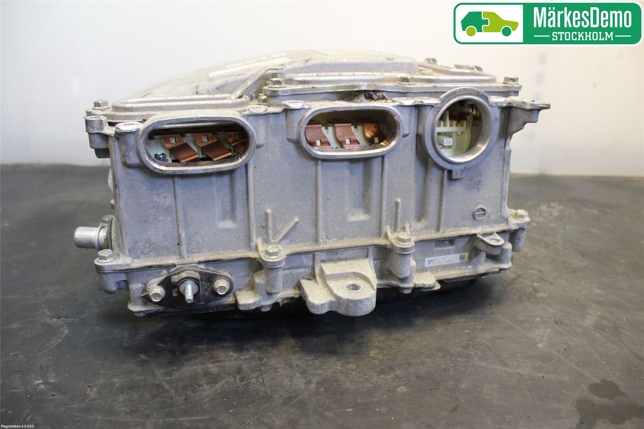 Toyota YARIS XP130 12-14 Hybridconverter