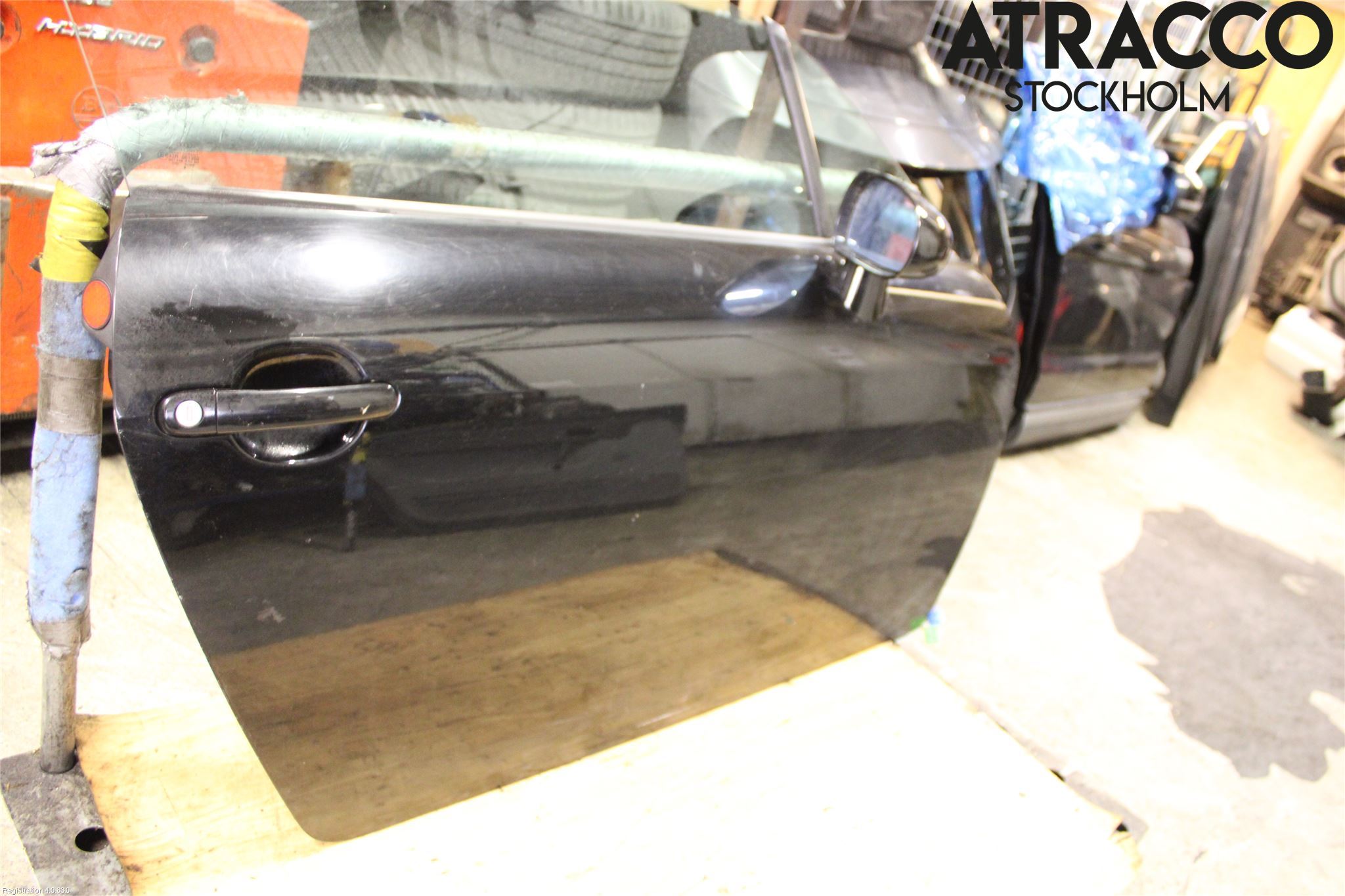 Audi TT 99-06 Dörr Fram Höger