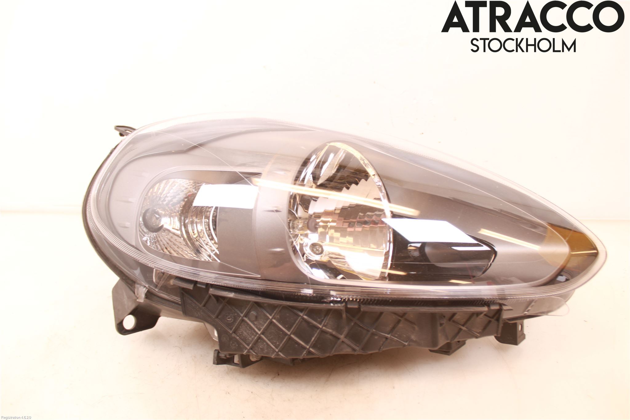 Fiat PUNTO EVO 10-12 Strålkastare Höger