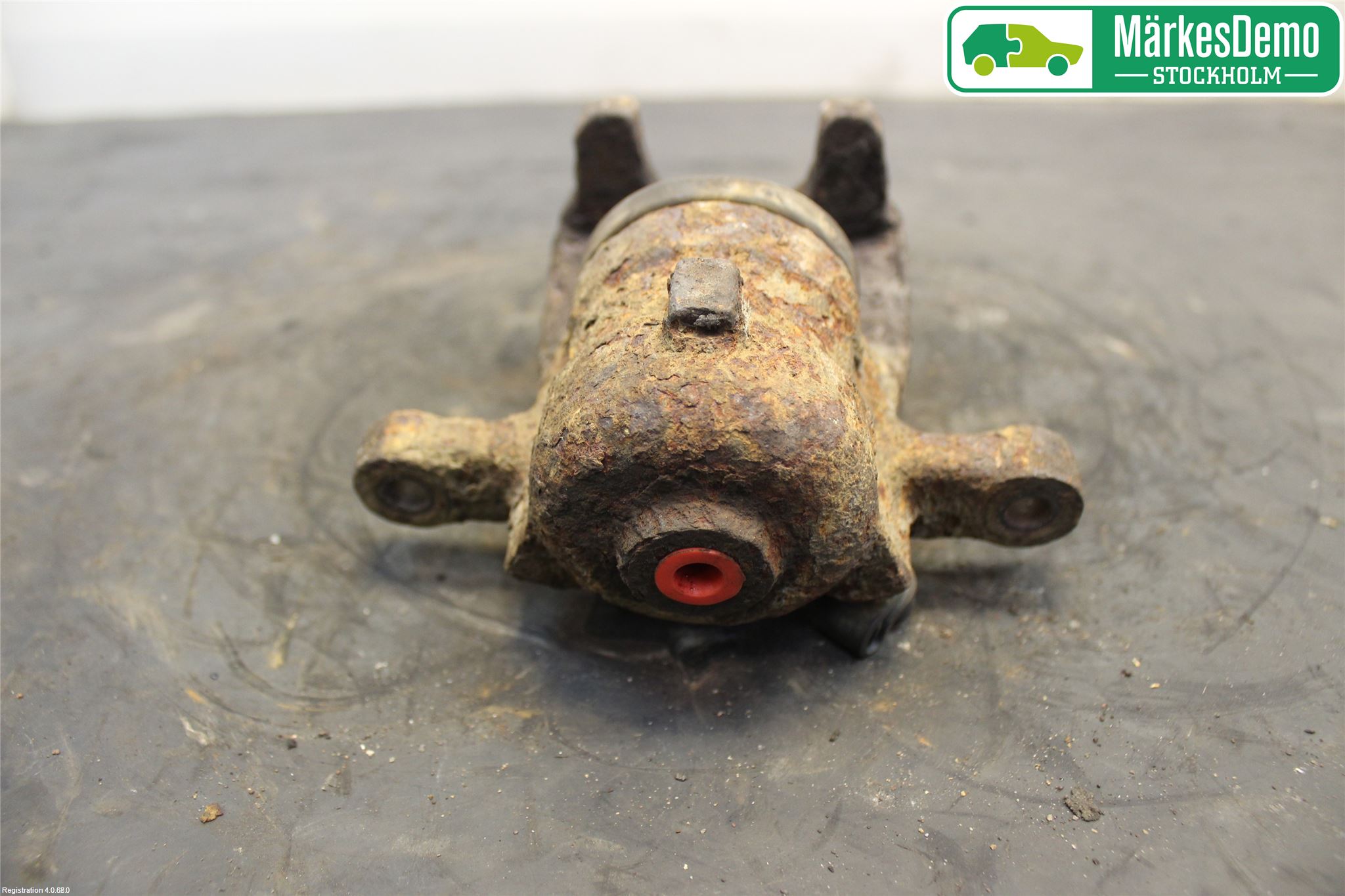 BMW 1 E87/81 5D/3D 03-11 Bromsok Bak Vänster