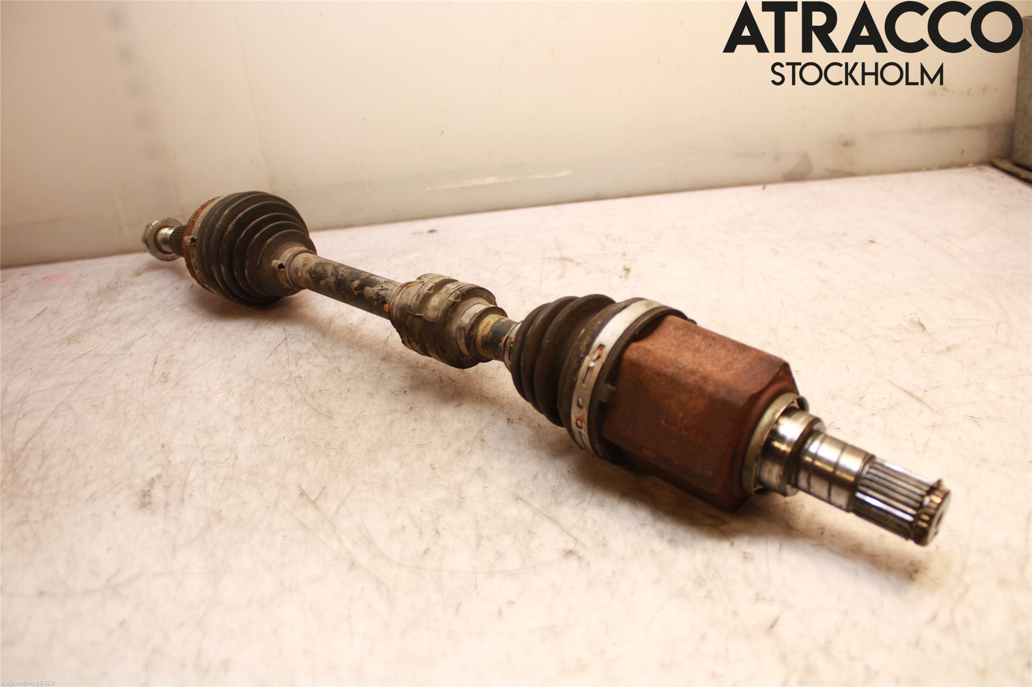 Nissan JUKE 10-14 Drivaxel Fram Vänster