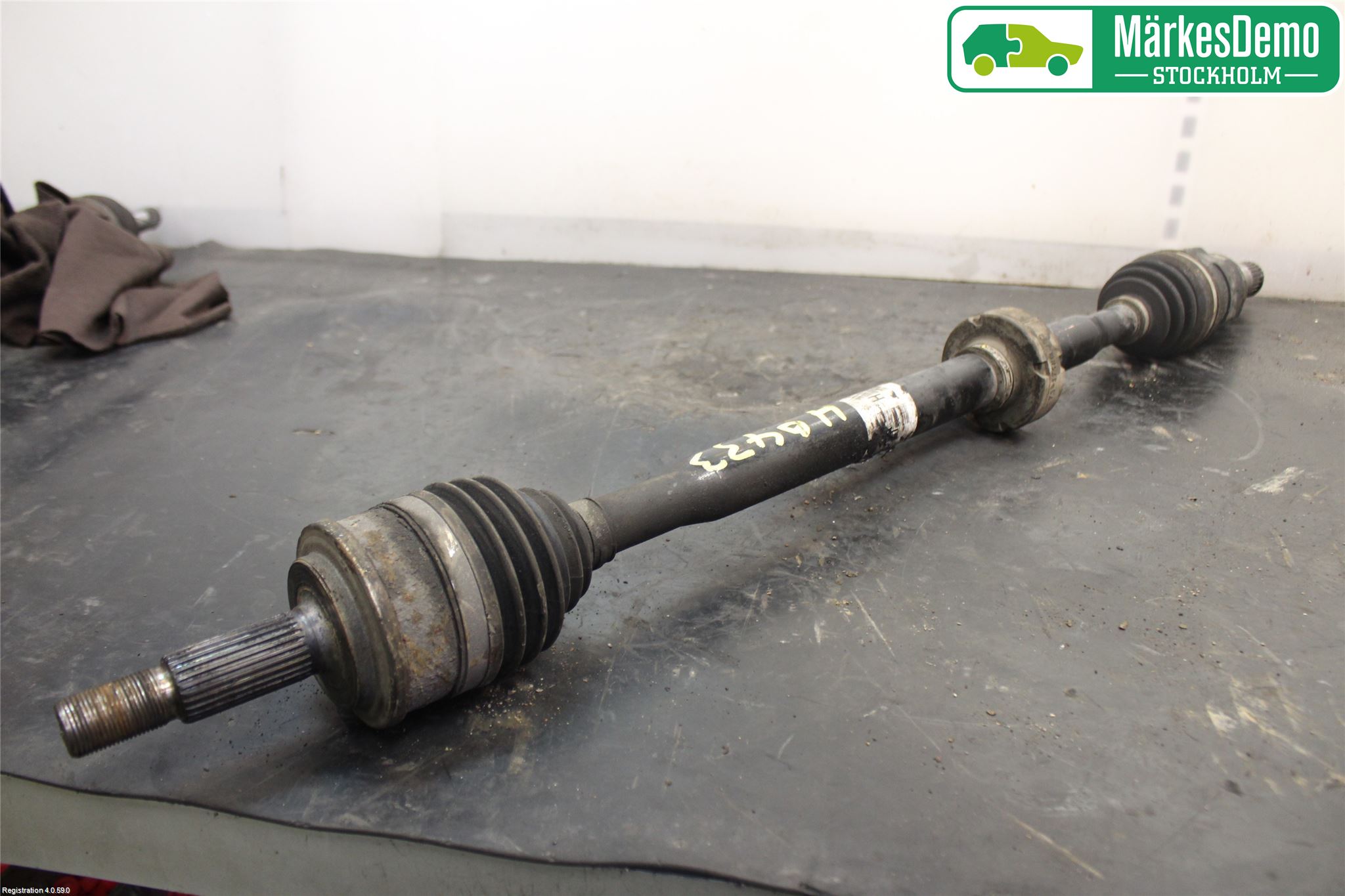 Toyota AURIS 13-19 Drivaxel Fram Höger
