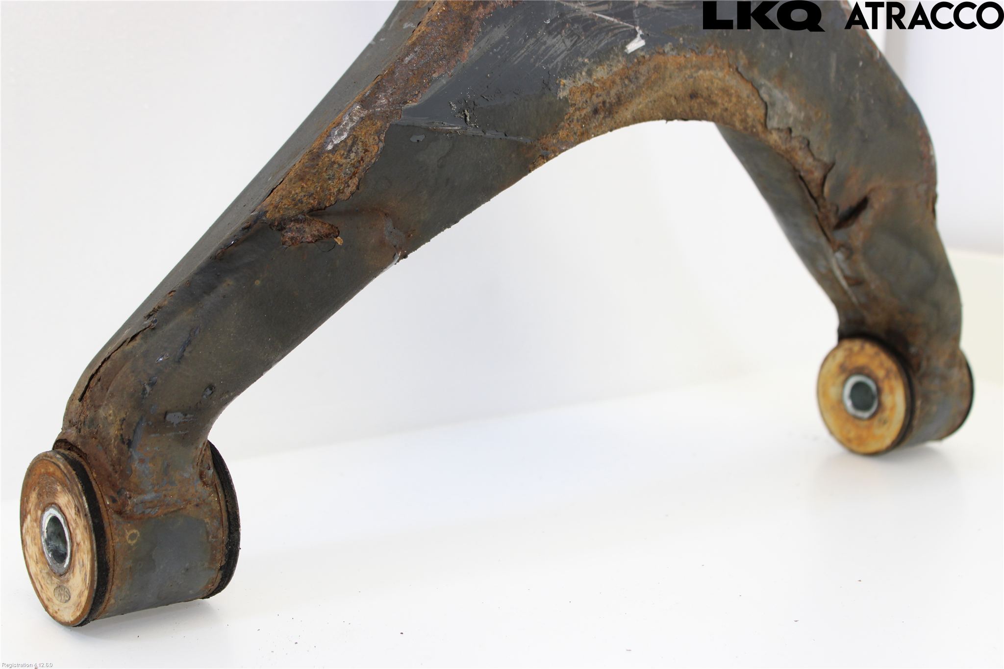 Iveco DAILY 14->> Bärarm Fram Undre Vä