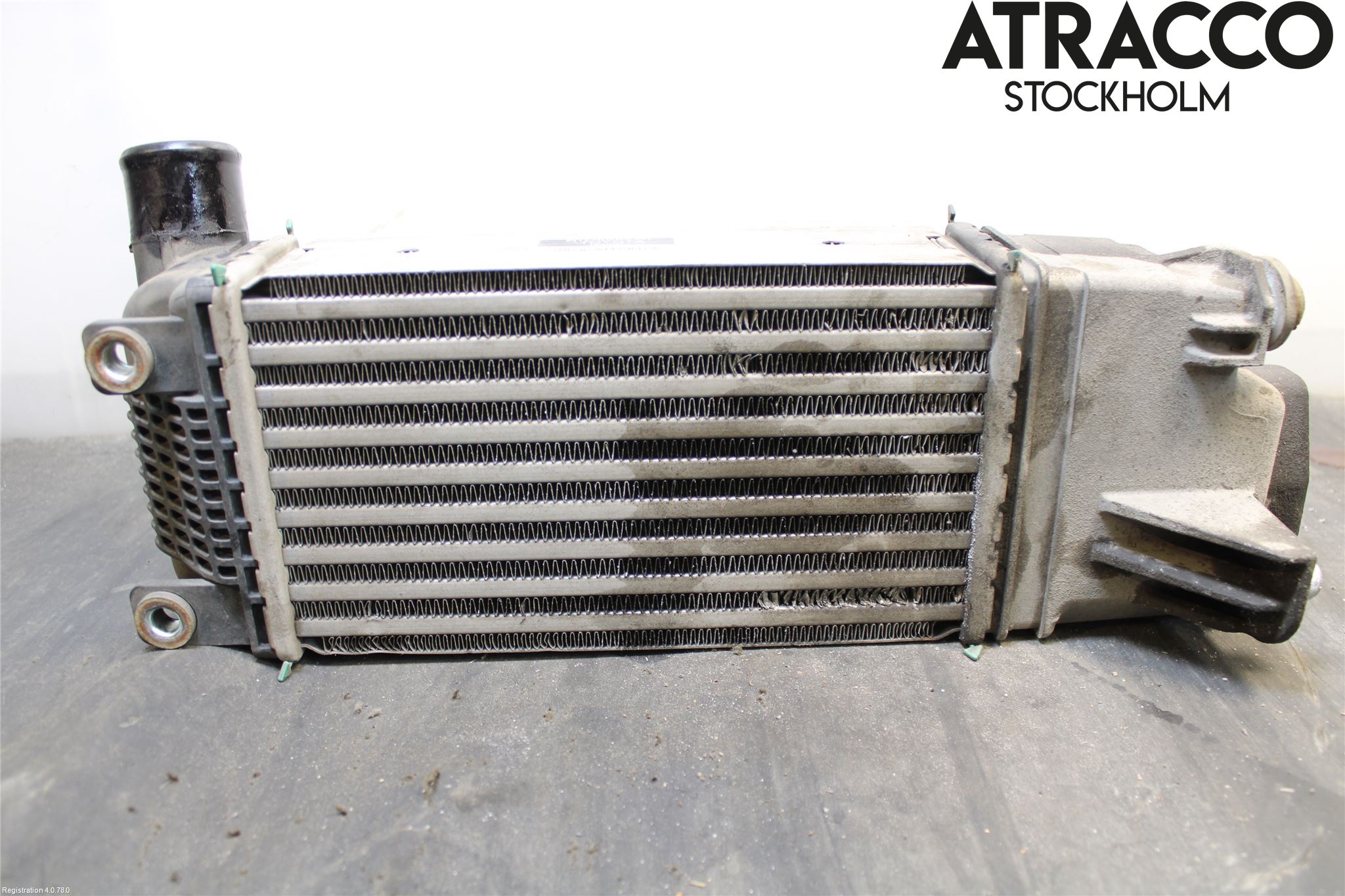 Toyota AURIS 10-12 Laddluft-Intercooler Kyl