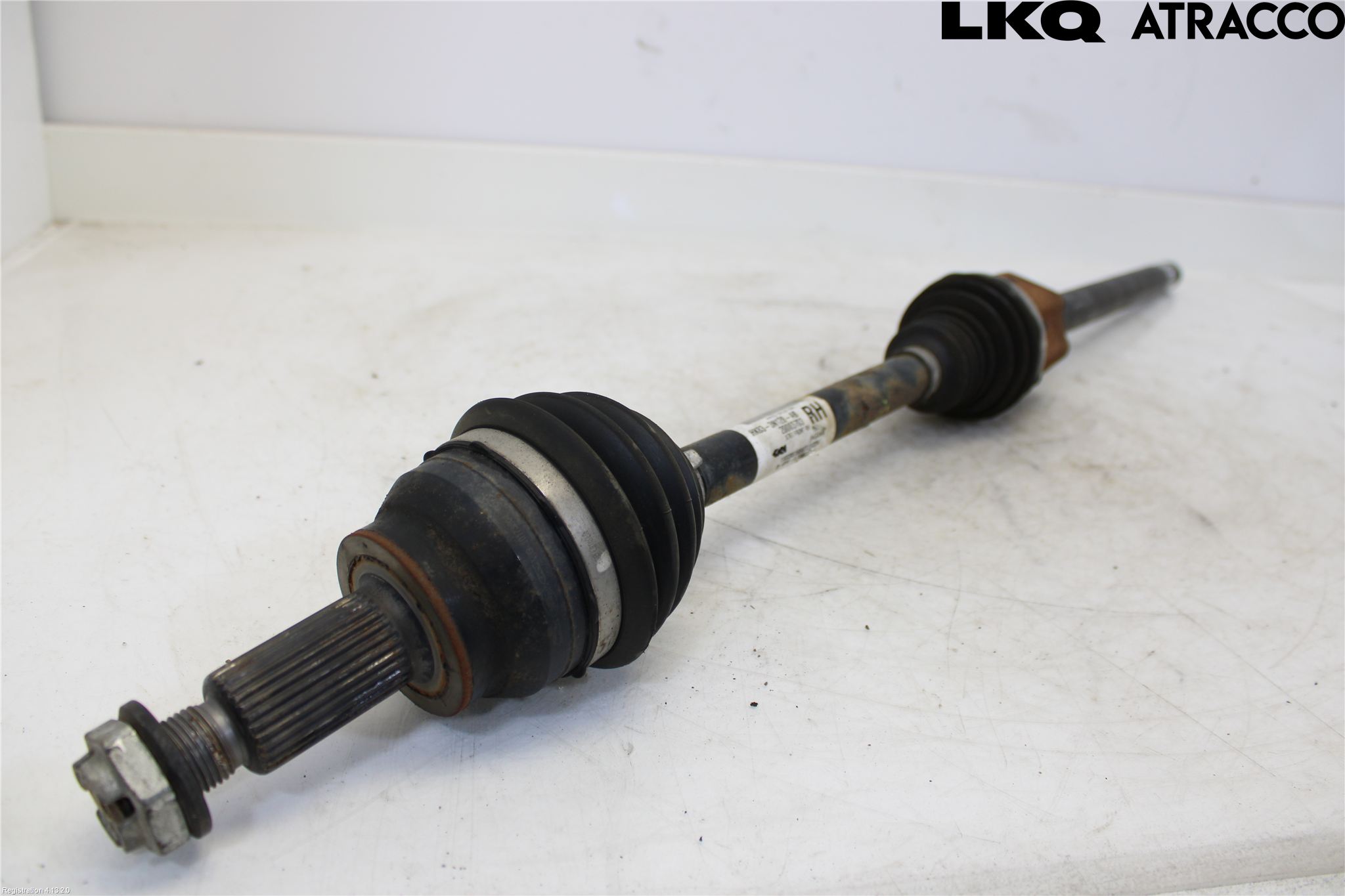 Landrover RANGE ROVER VELAR (L560) 17- Drivaxel Fram Höger