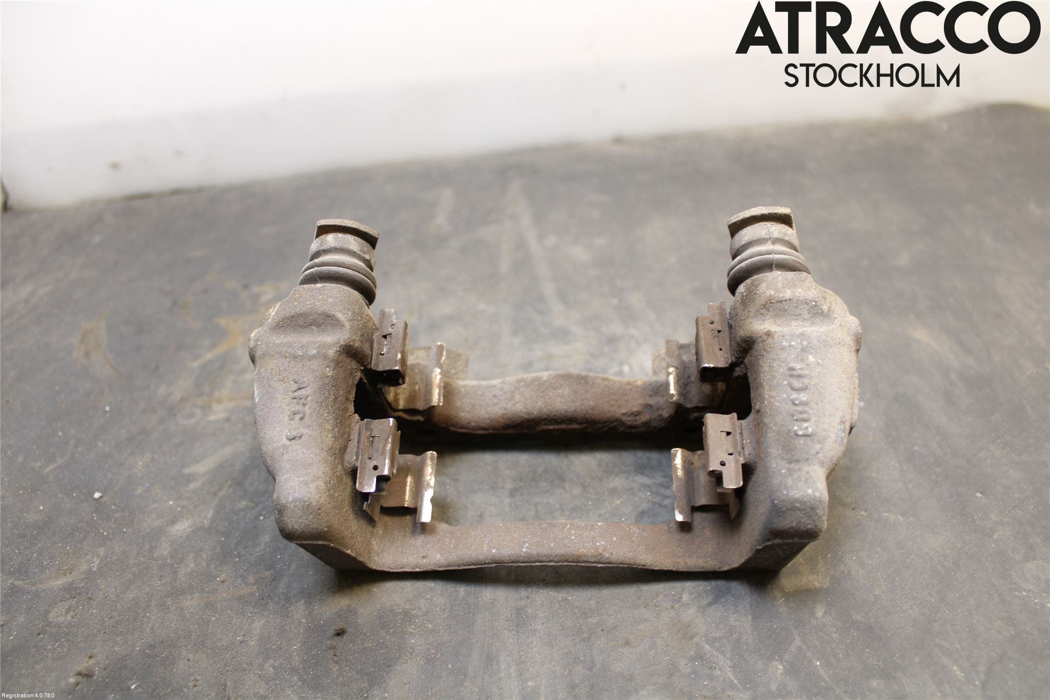 Toyota AURIS 13-19 Bromsokshållare