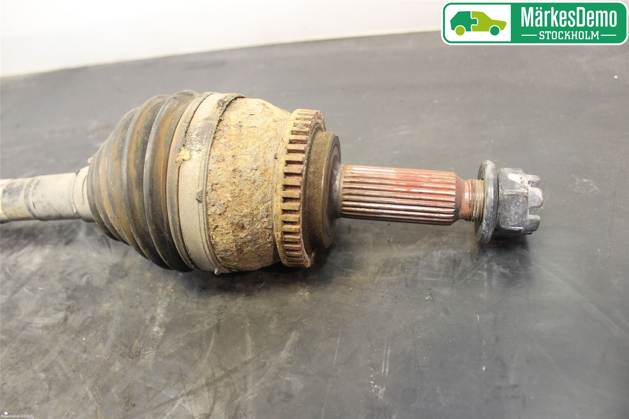 Kia CEED 06-12 Drivaxel Fram Vänster