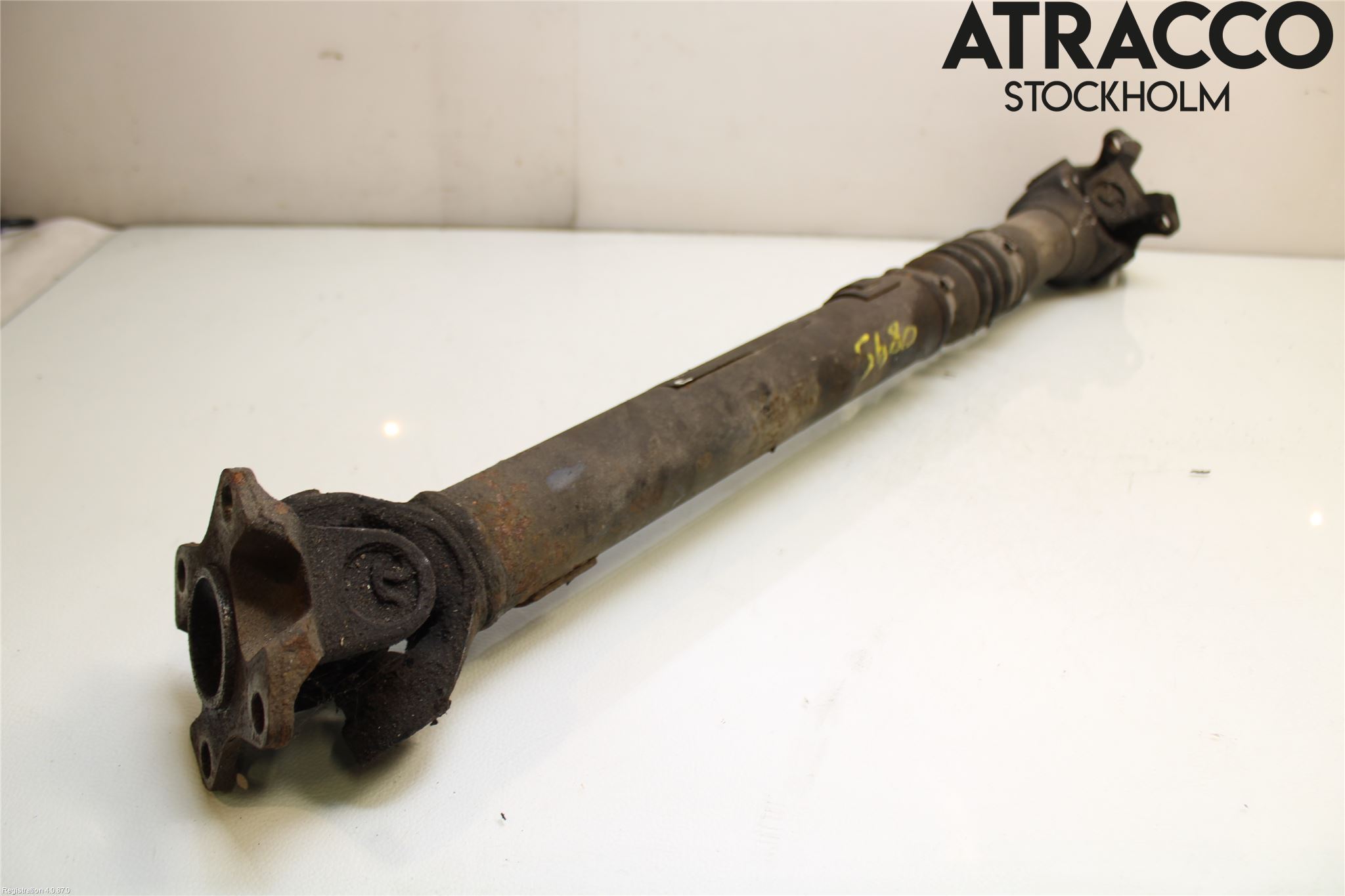 Toyota HILUX 05-16 Mellanaxel Främre 4Wd