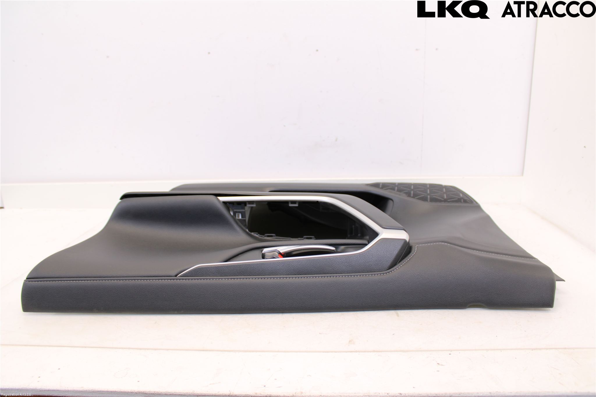 Toyota RAV4 19- Dörrklädsel Hö