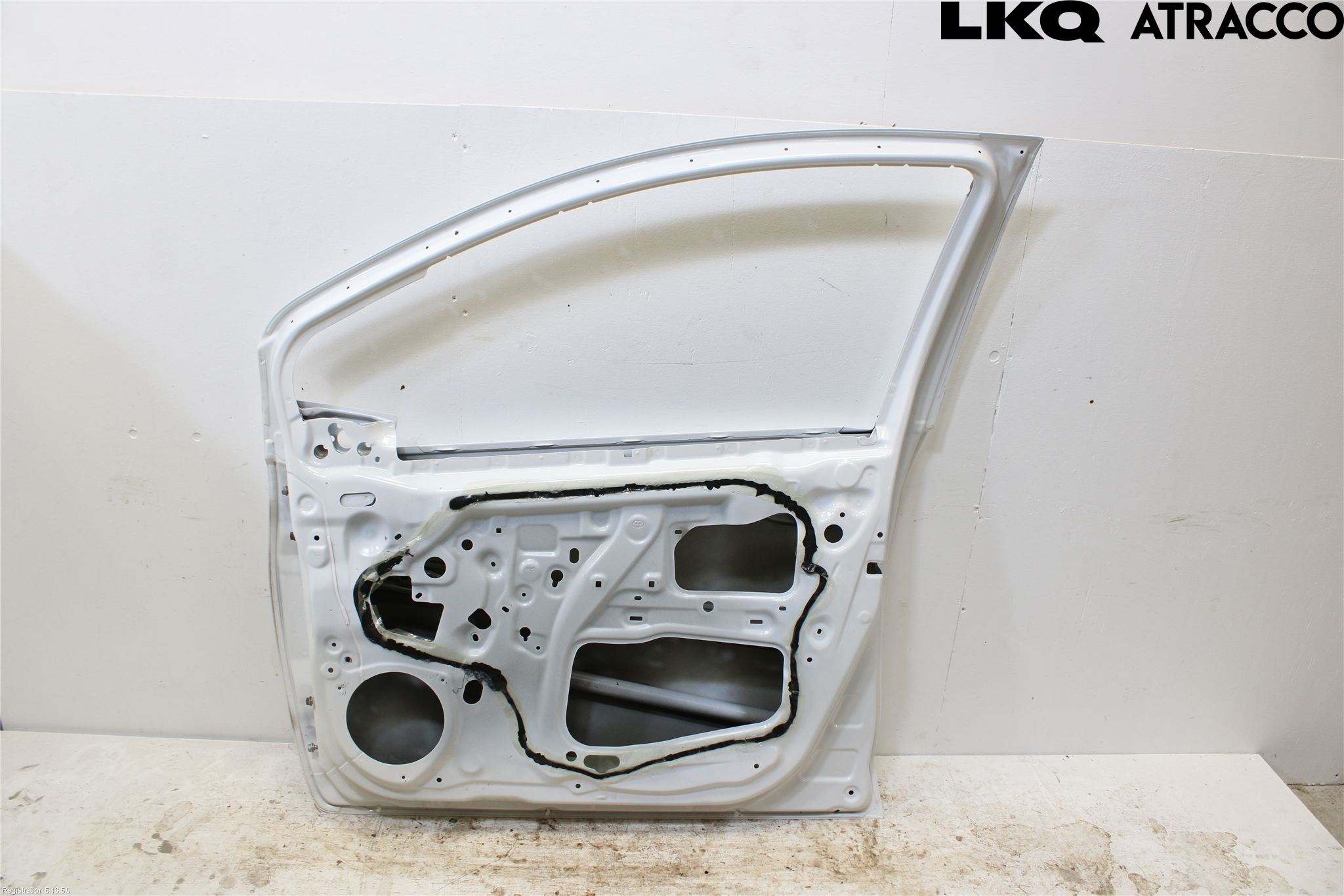 Toyota YARIS XP130 12-14 Dörr Fram Höger