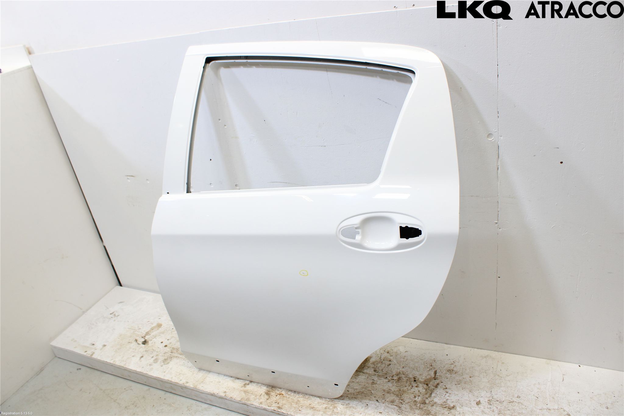 Toyota YARIS XP130 15-20 Dörr Bak Vänster