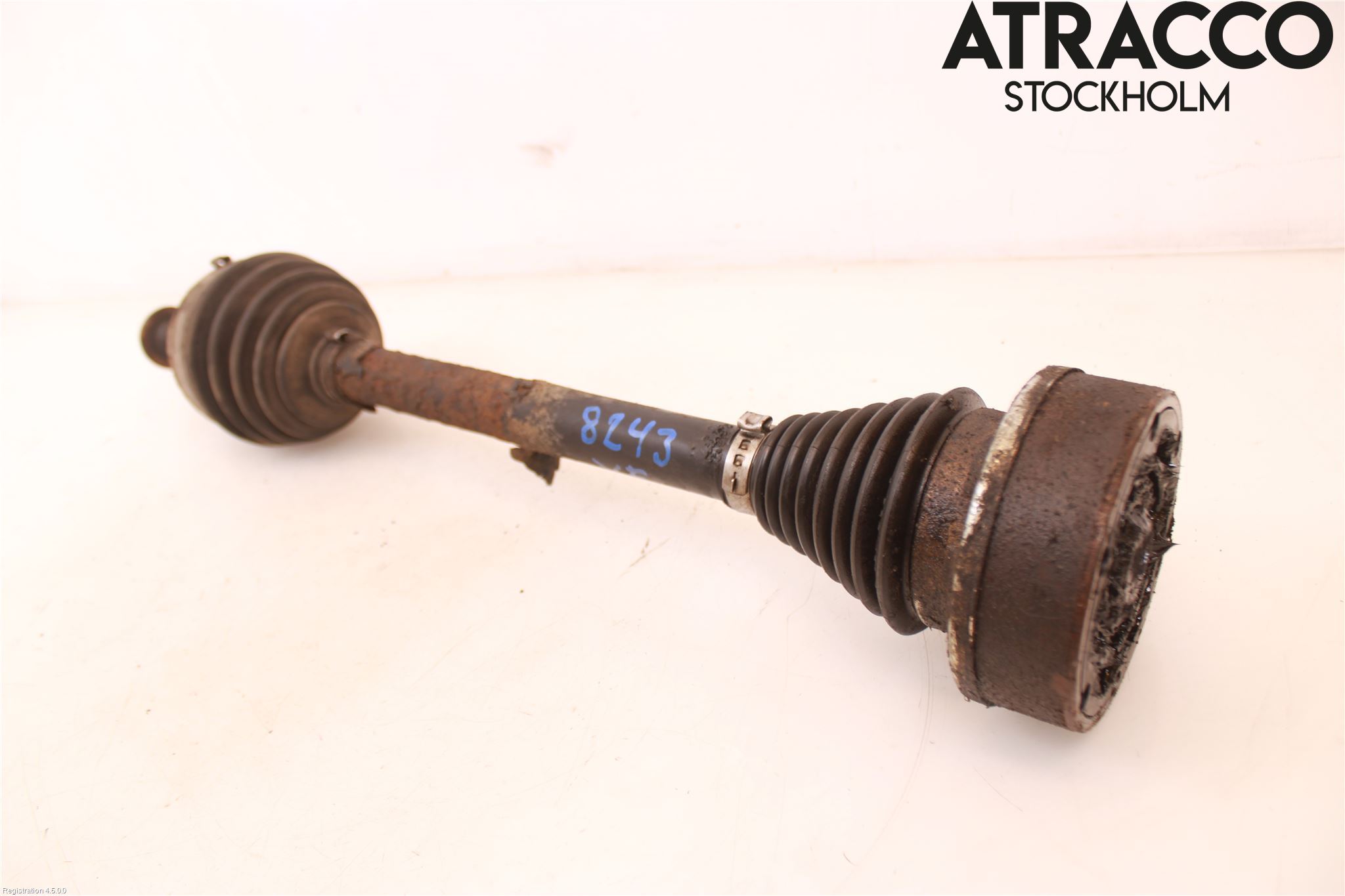 Volkswagen VW GOLF VI 09-13 Drivaxel Fram Vänster