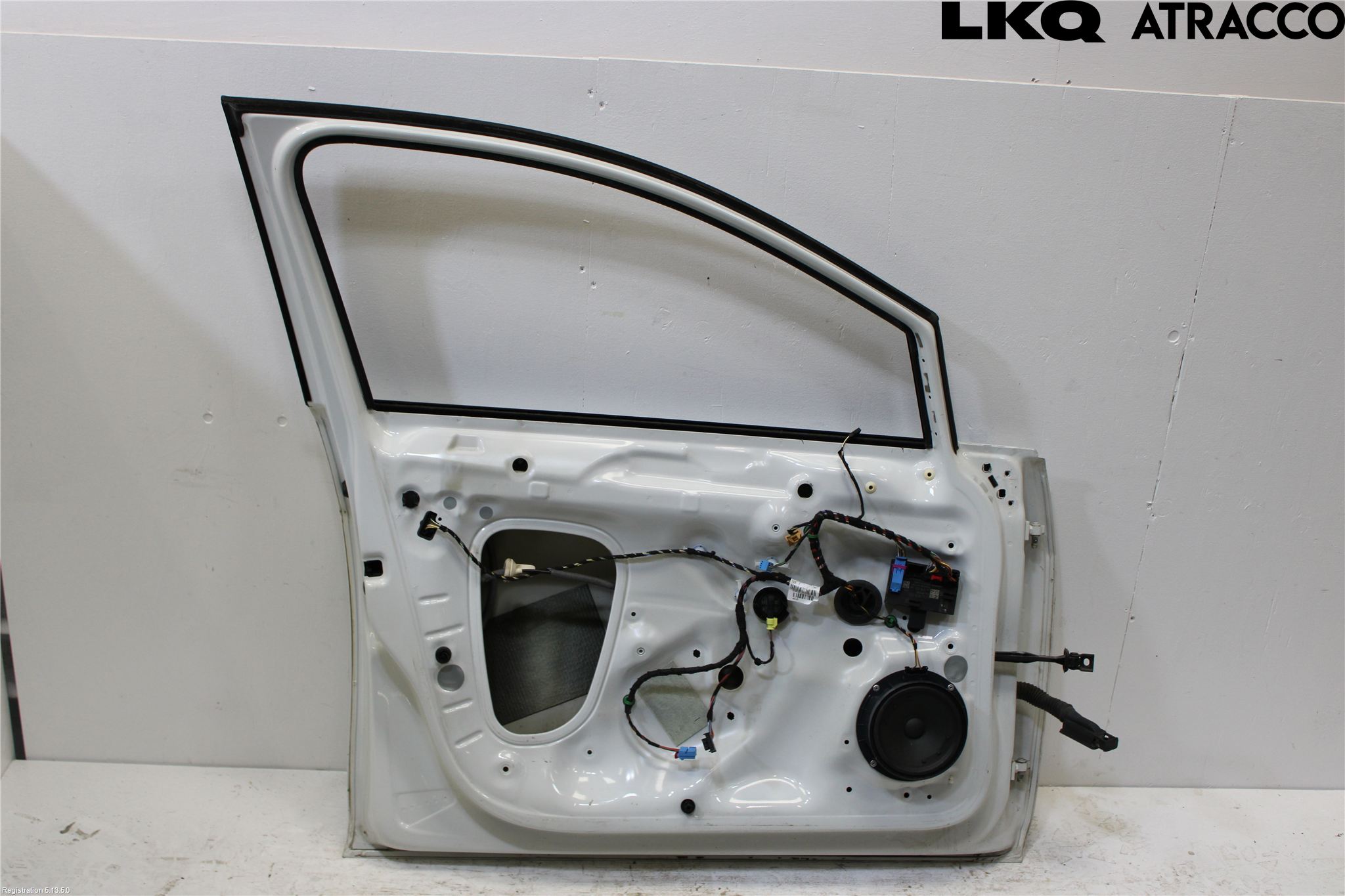 Volkswagen VW GOLF / E-GOLF VII 13-20 Dörr Fram Vänster