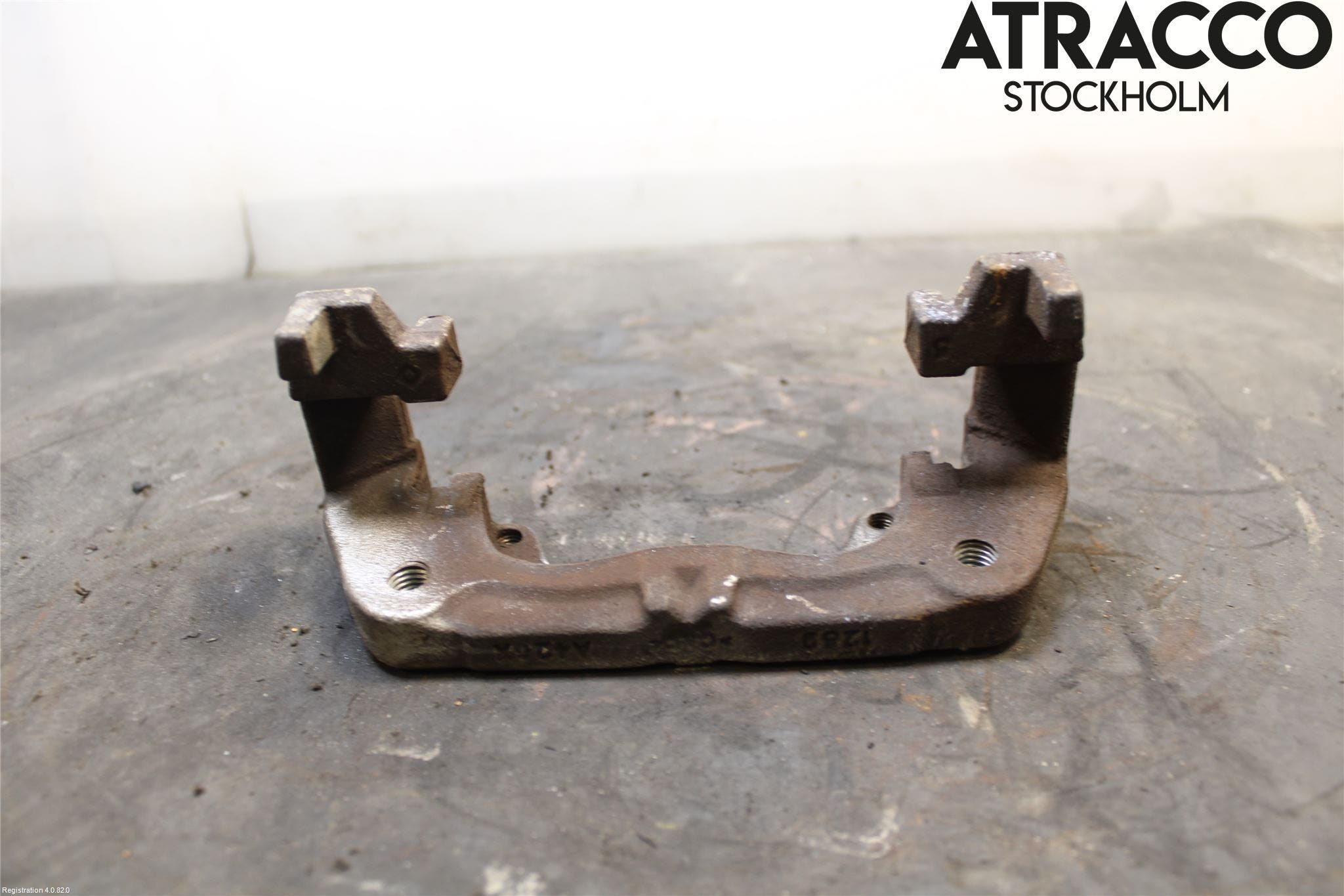 Ford FOCUS 19- Bromsokshållare