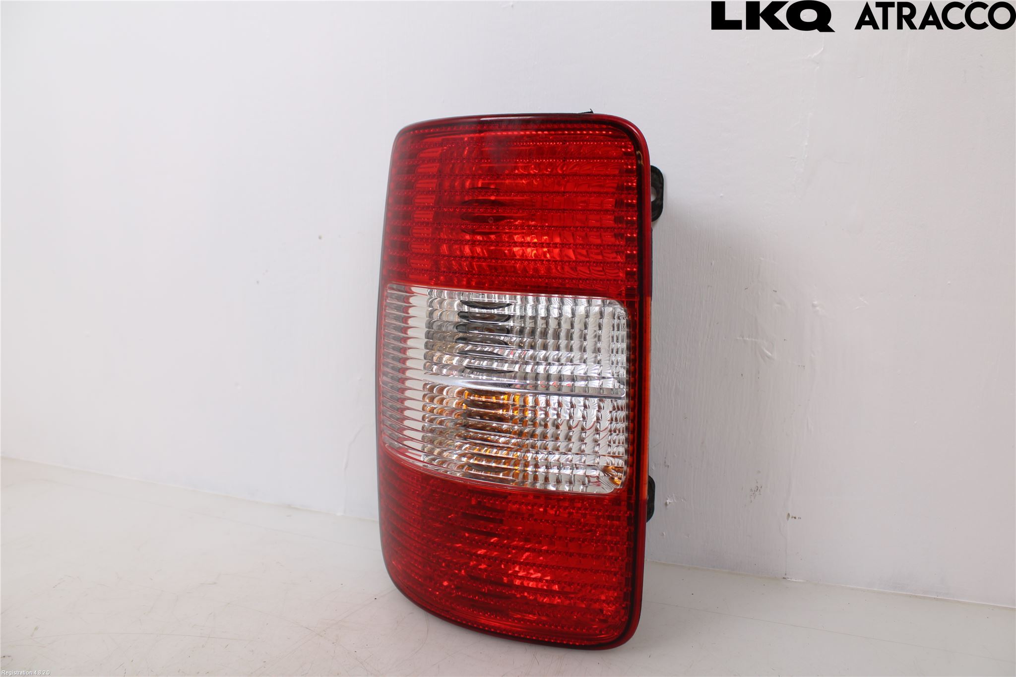 Volkswagen VW CADDY      04-10 Bakljus Vänster