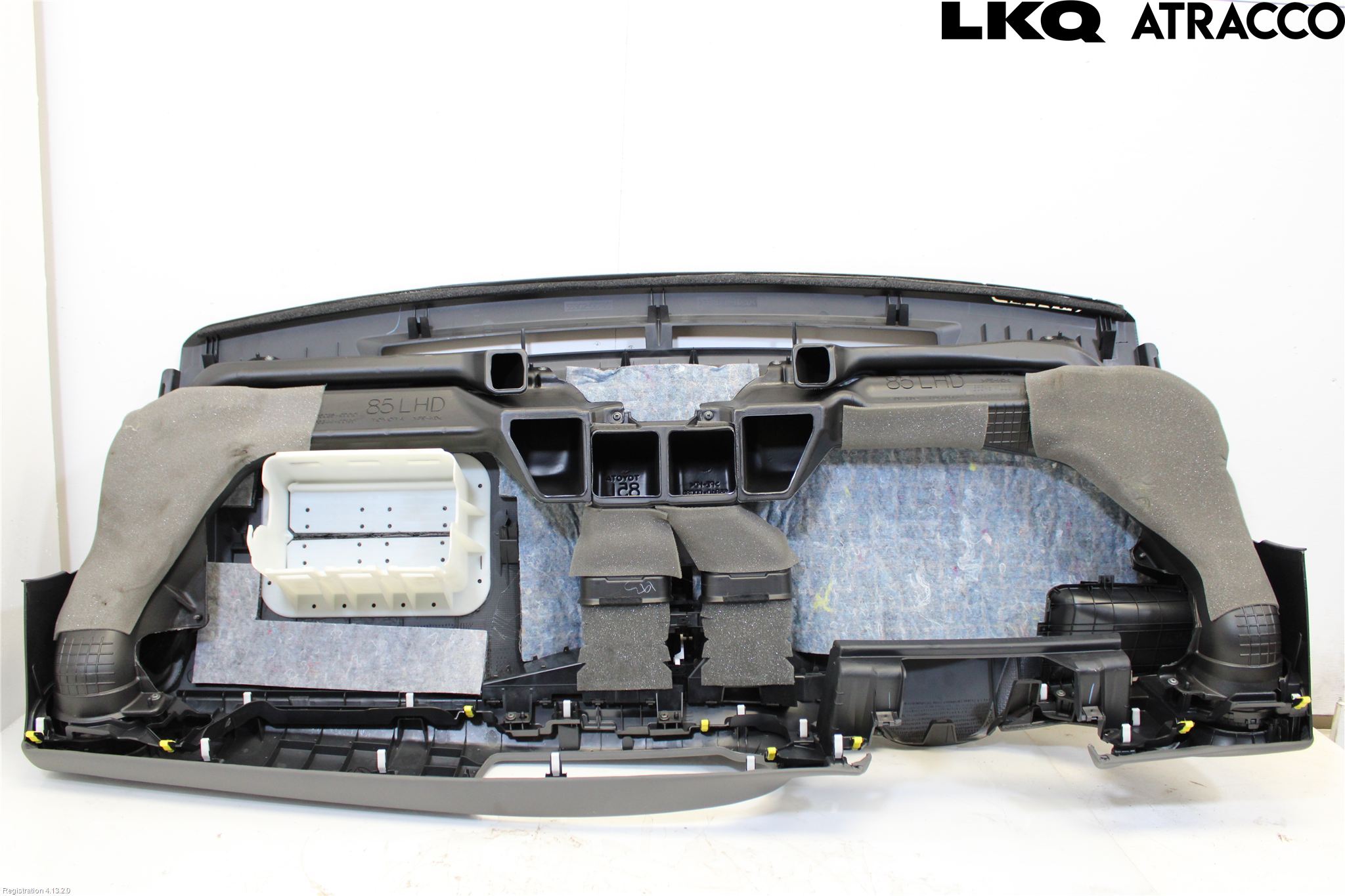 Toyota YARIS XP130 15-20 Instrumentbräda