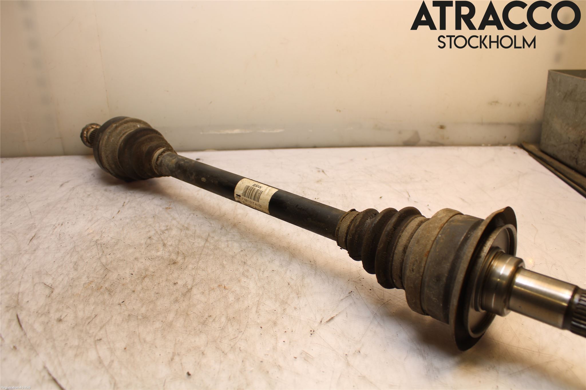 BMW 5 F10/F11/F18 09-17 Drivaxel Bak Vänster