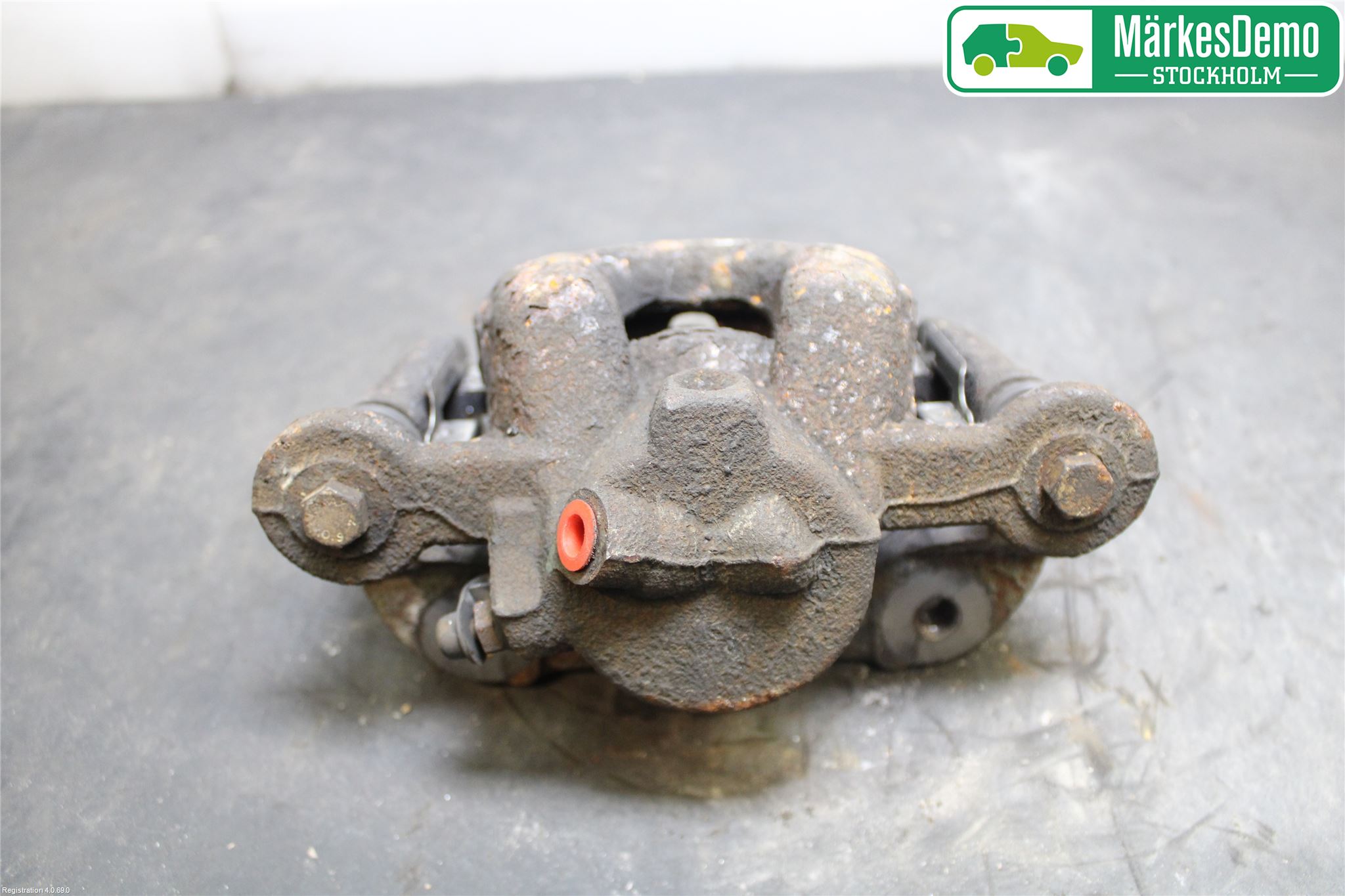 BMW 1 E87/81 5D/3D 03-11 Bromsok Fram Höger