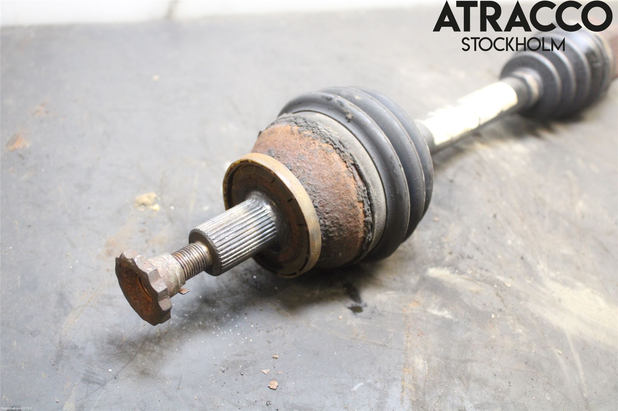 Skoda ROOMSTER Drivaxel Fram Vänster