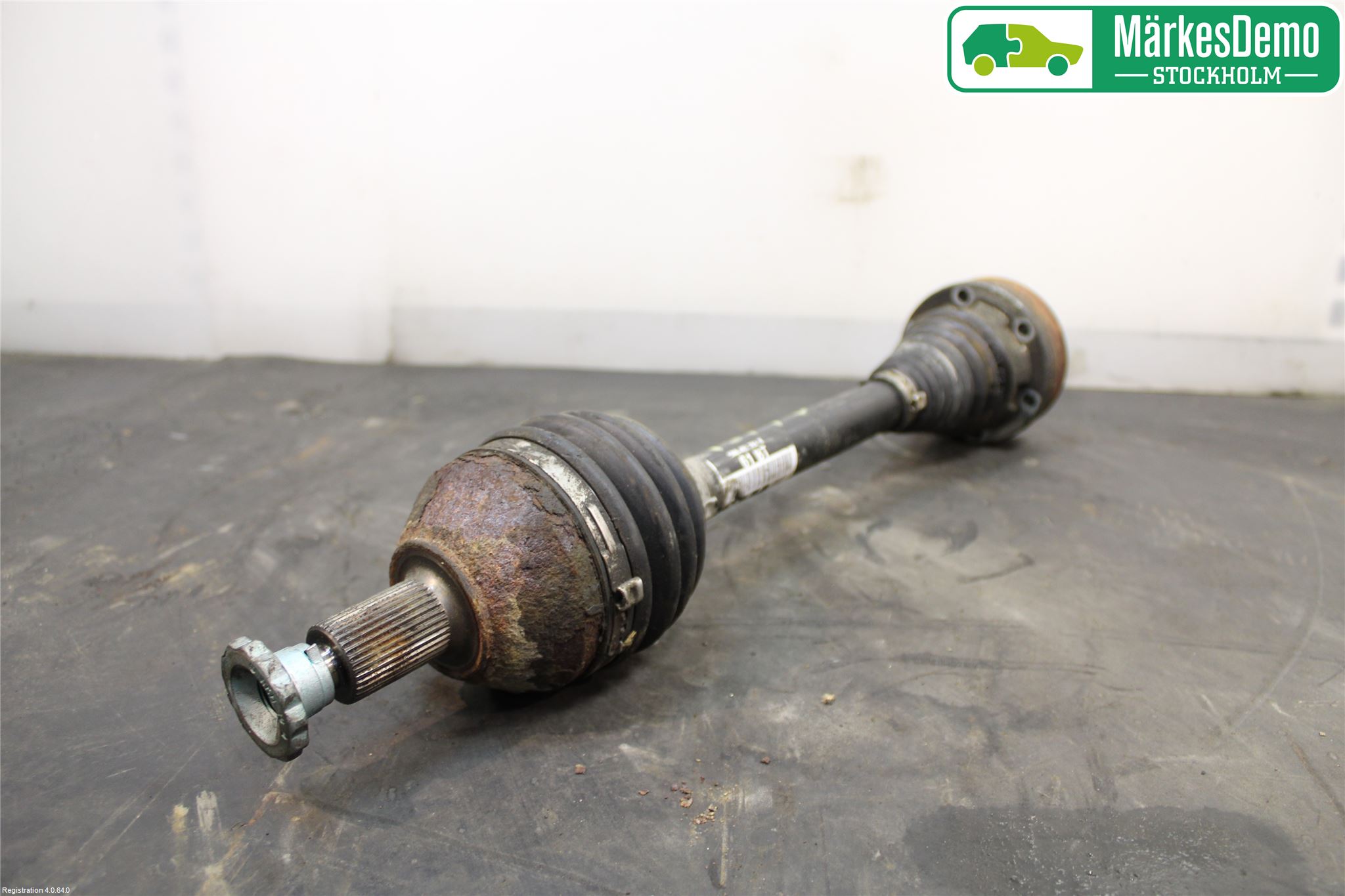Skoda FABIA 15-21 Drivaxel Fram Vänster