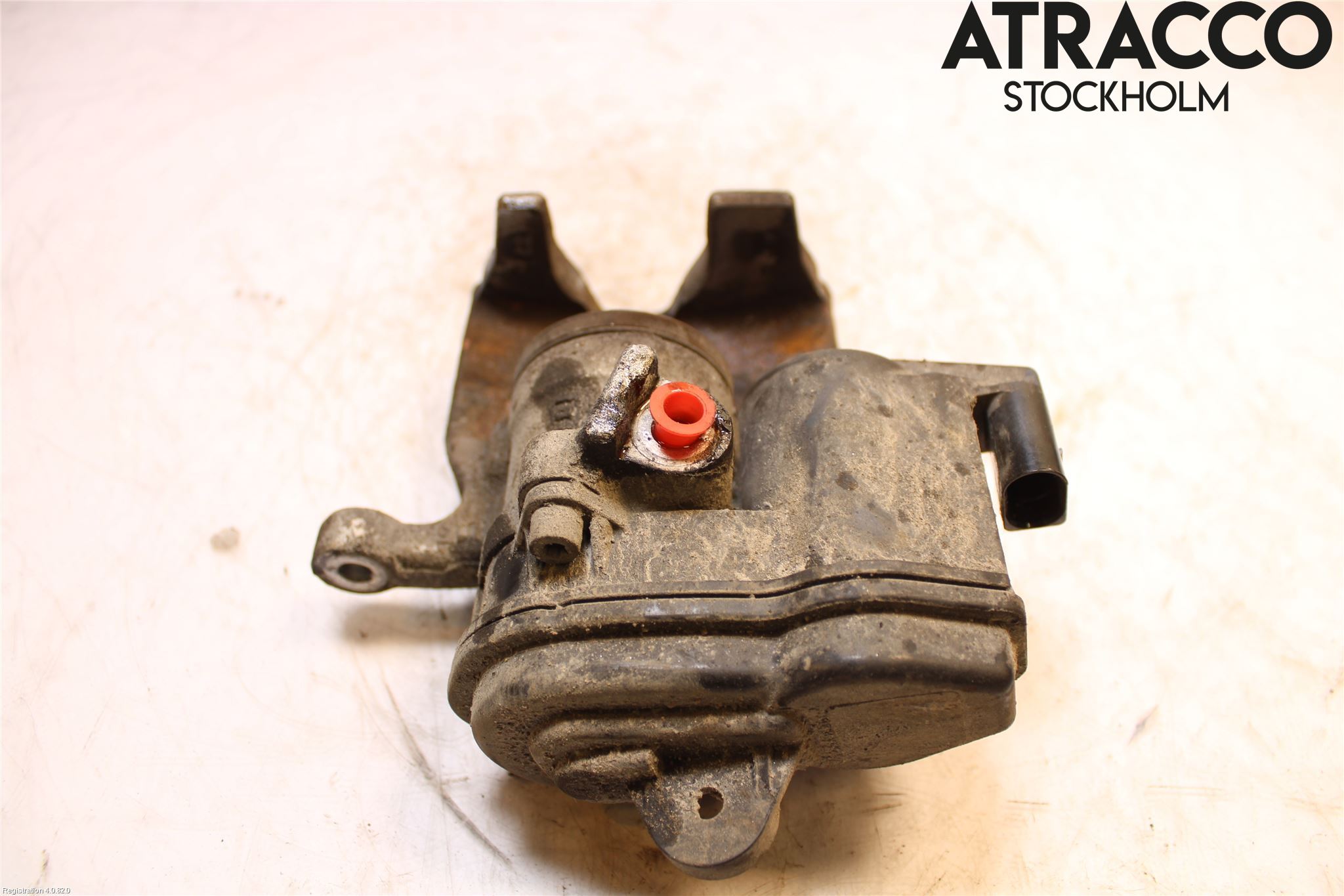 Audi A4/S4 B9 16-19 Bromsok Bak Vänster