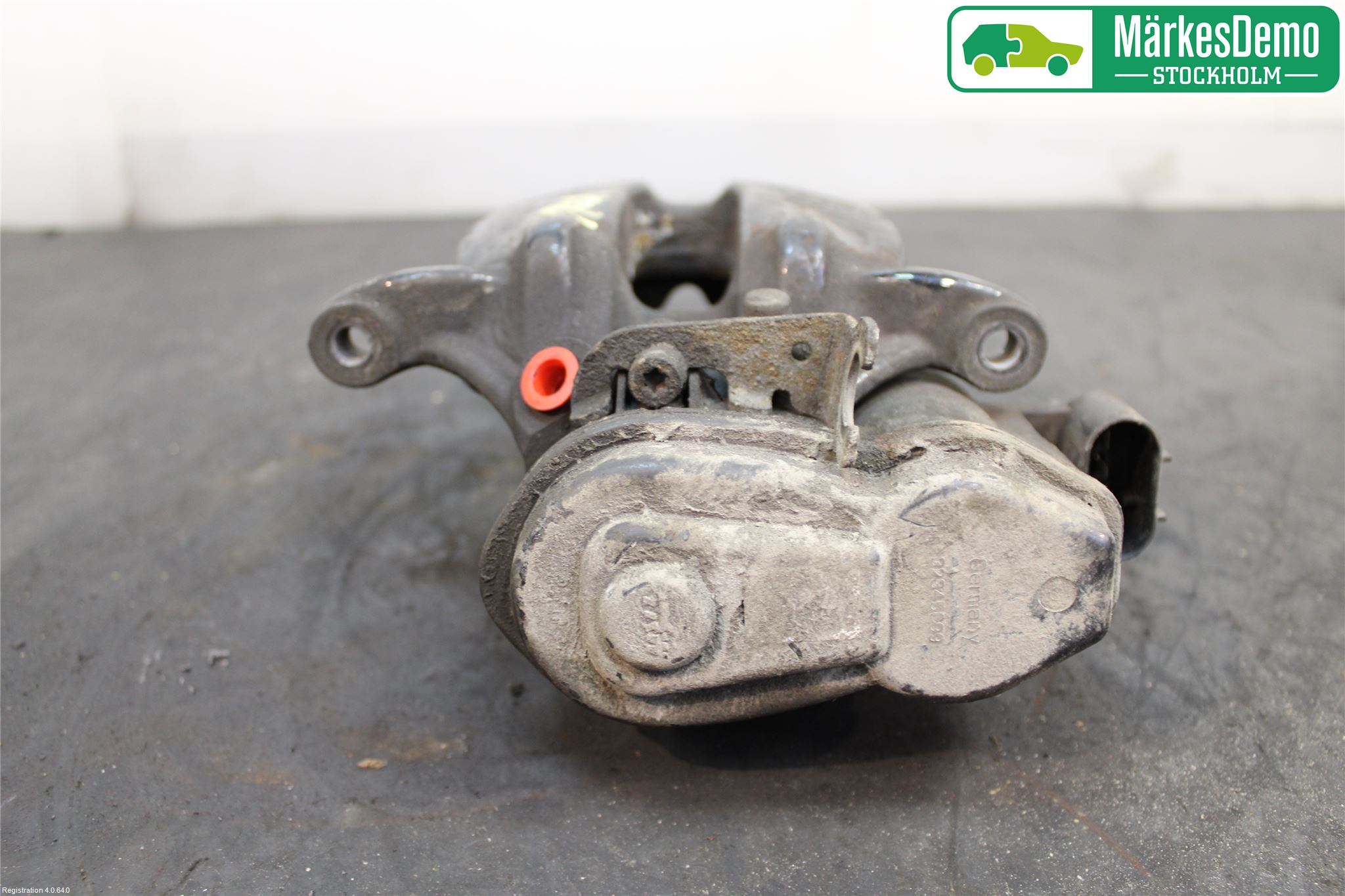 BMW 6 F12/F13 10-18 Bromsok Bak Vänster