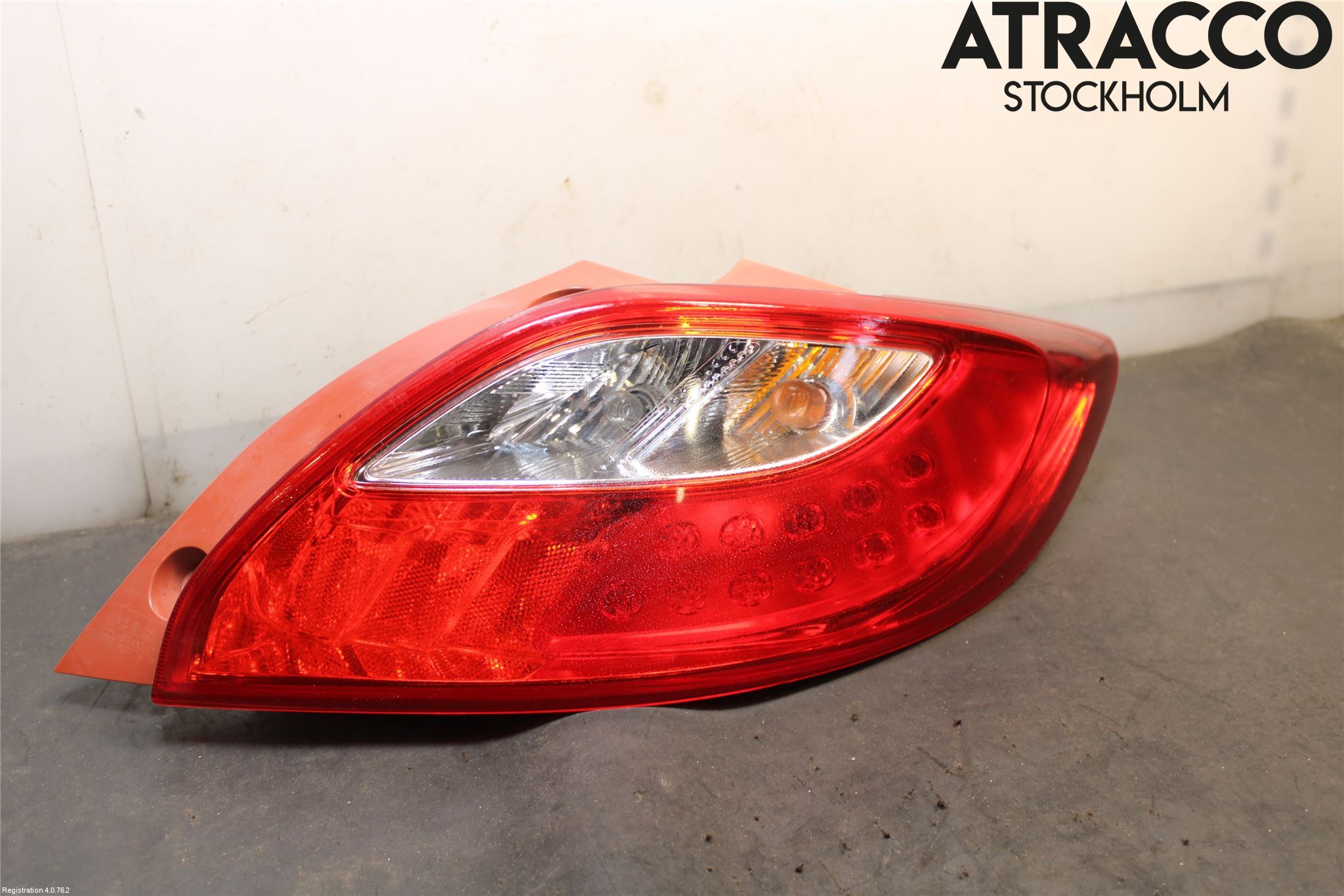 Mazda 2 (DE) 08-15 Bakljus Höger