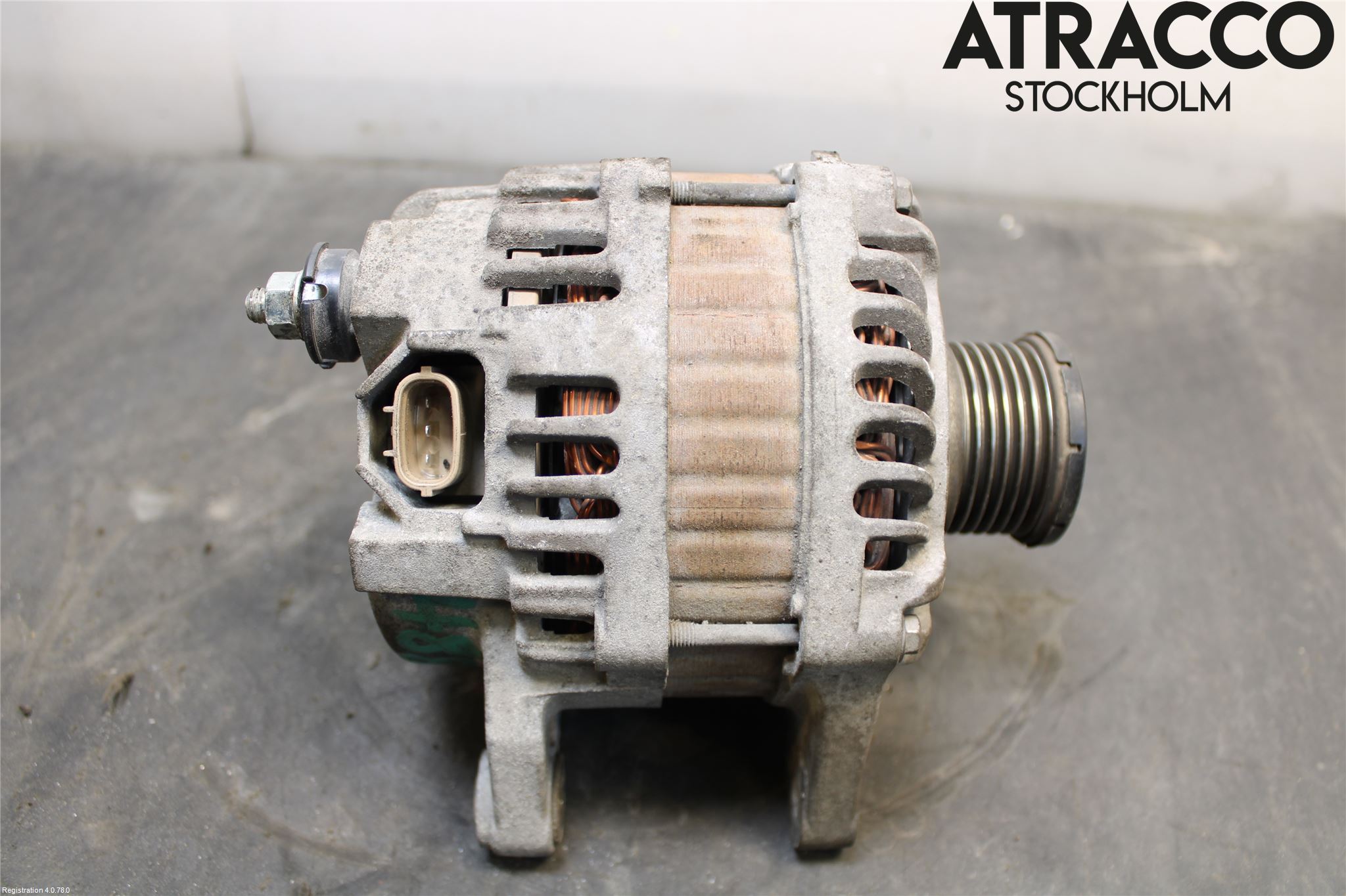 Nissan QASHQAI+2  08-10 Generator