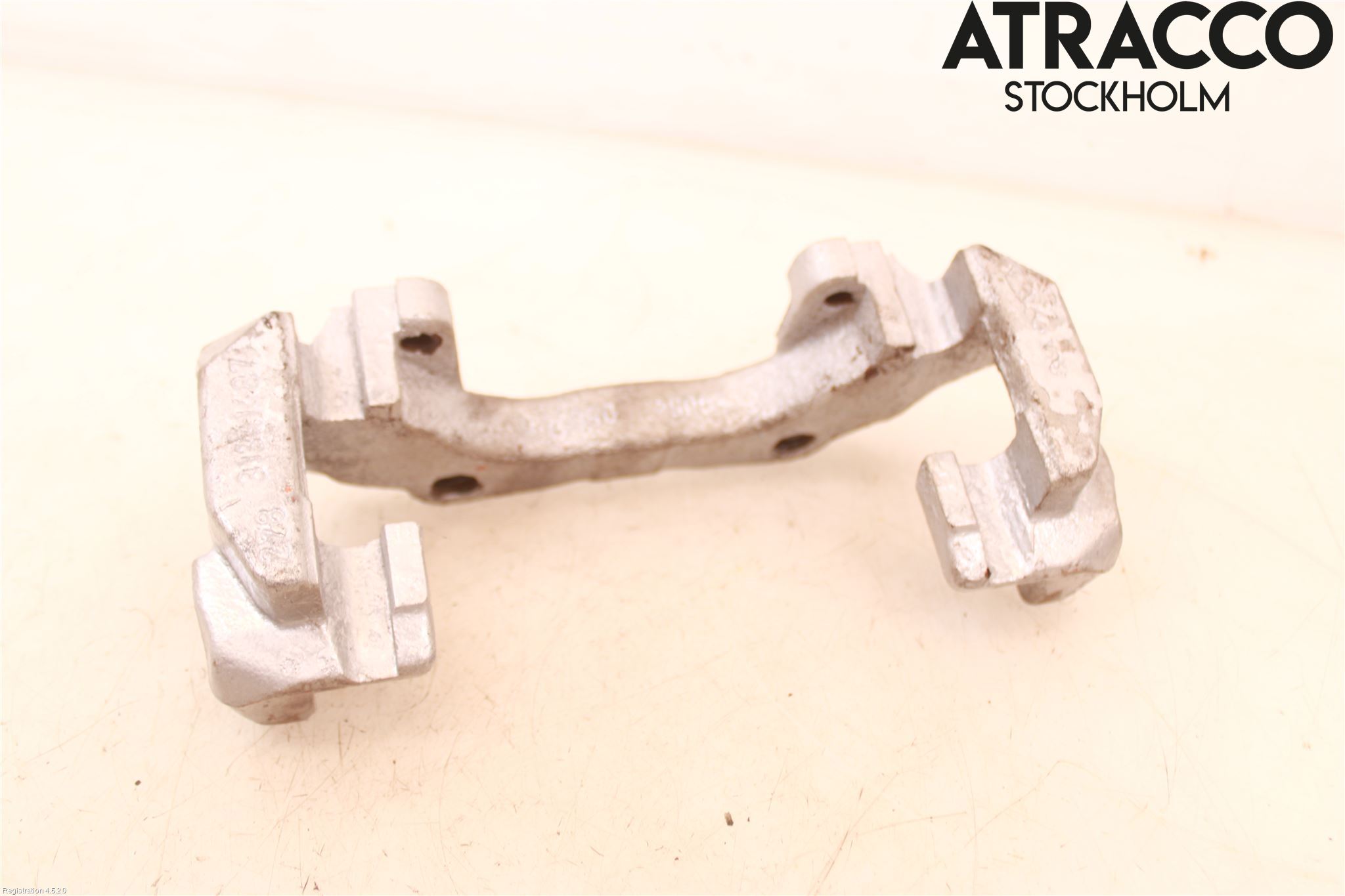 Volvo V40 12-19 Bromsokshållare