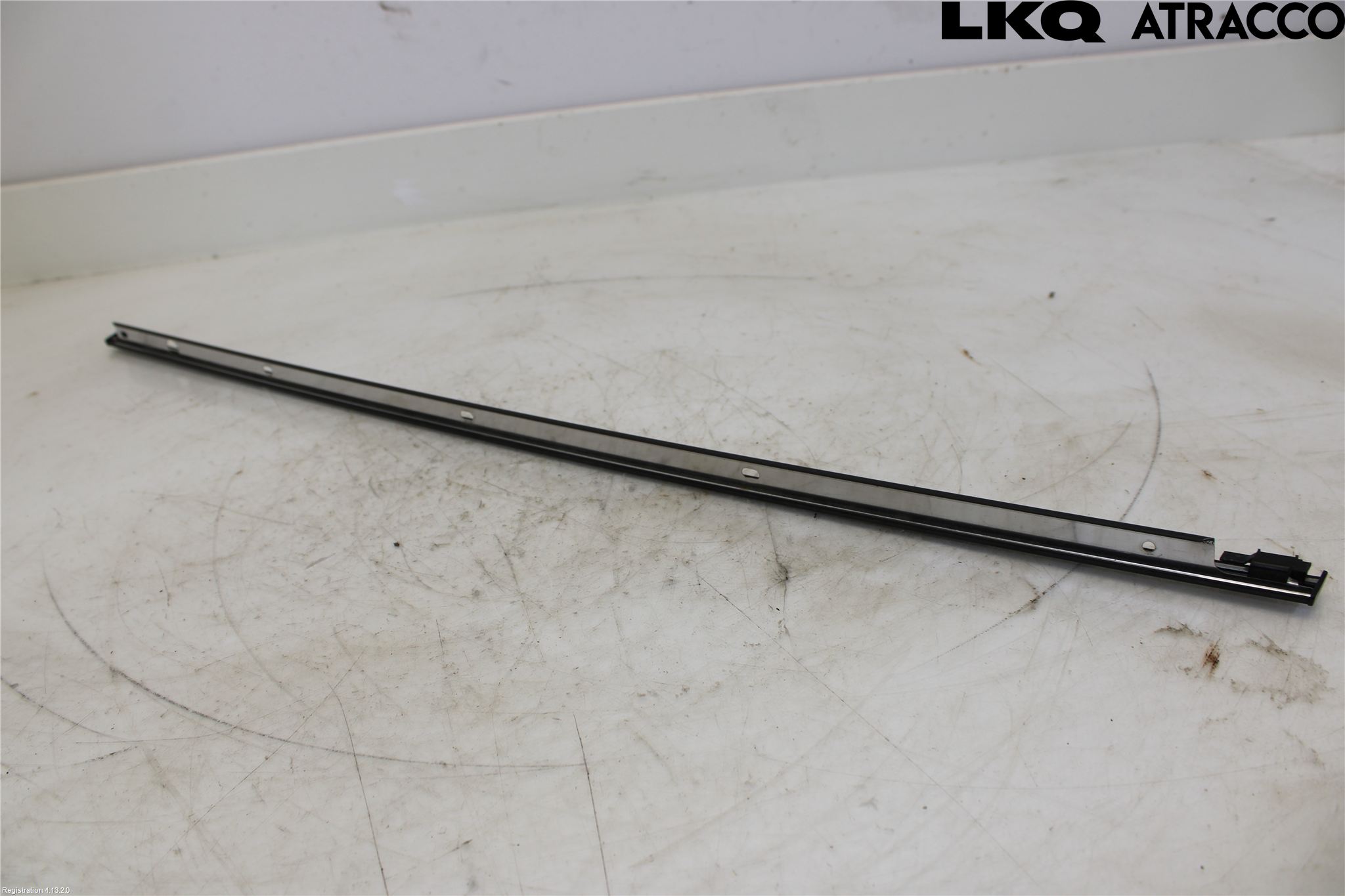 Toyota COROLLA CROSS XG10 22- Dörr Dekorlist Bak Hö