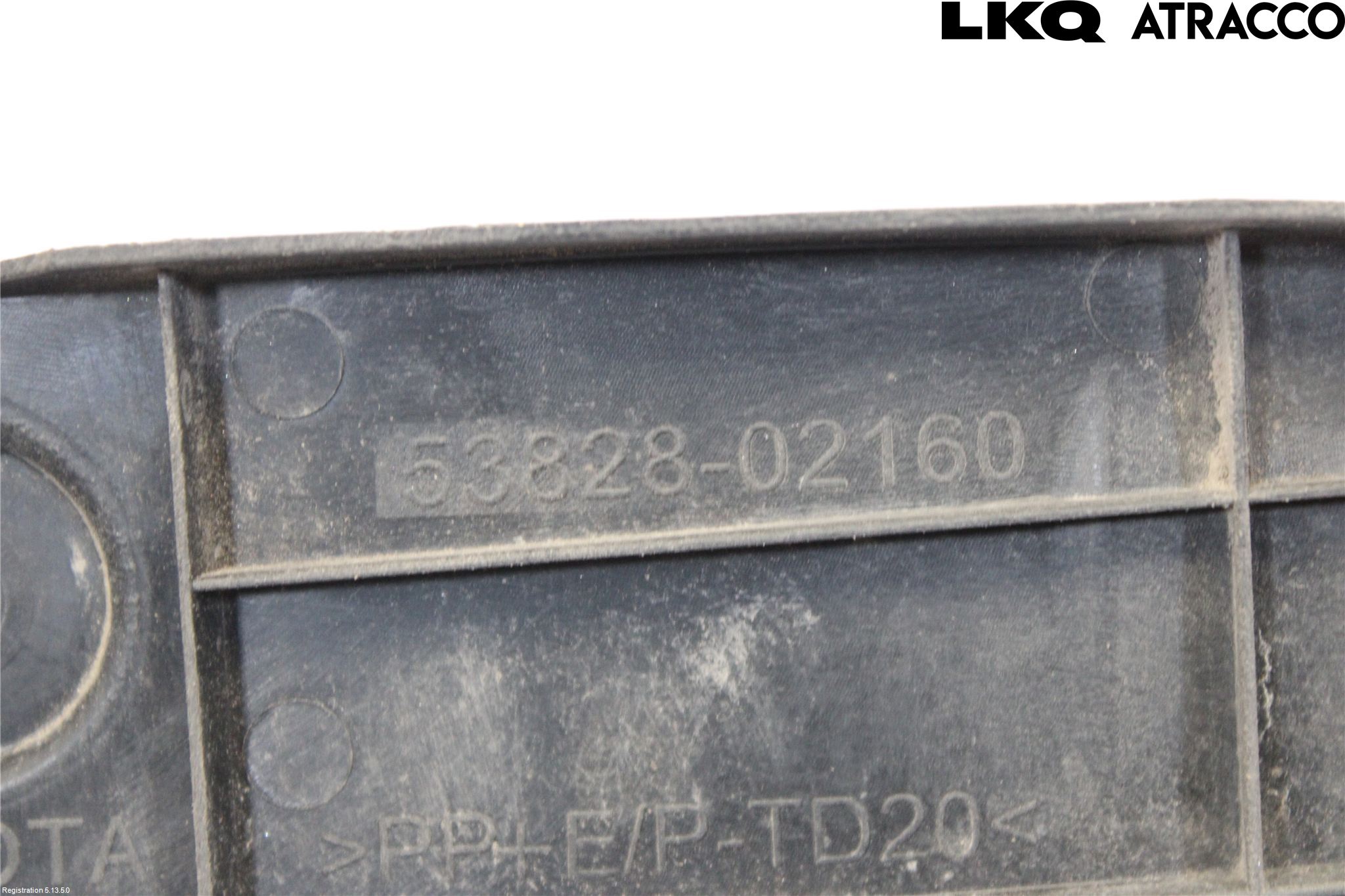 Toyota AURIS 13-19 Skärm Hörn Utfyllnad Fram